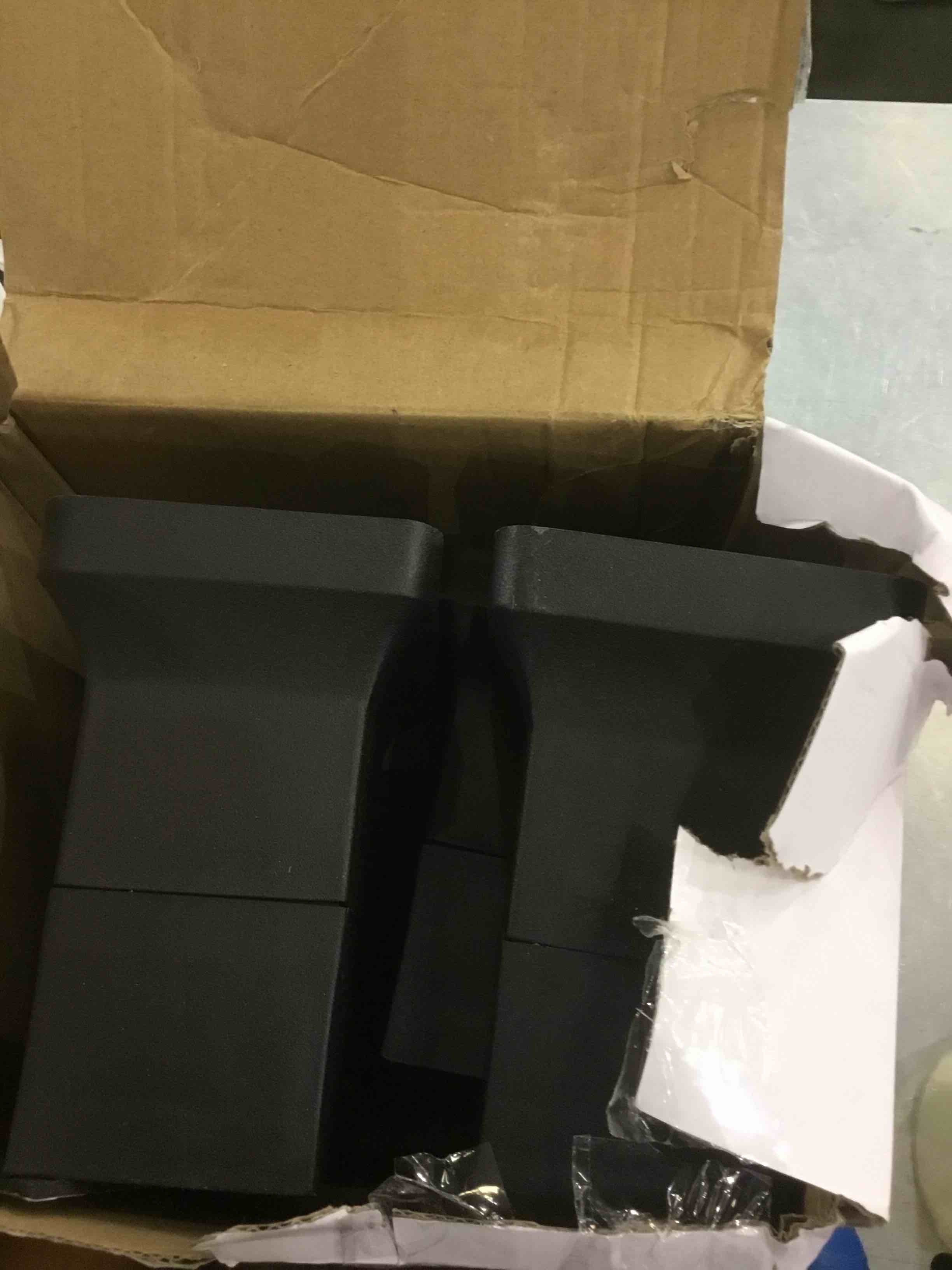 https://s3.amazonaws.com/lotting-images-prod/bidfta/EXS00432447_1693588385660.jpeg