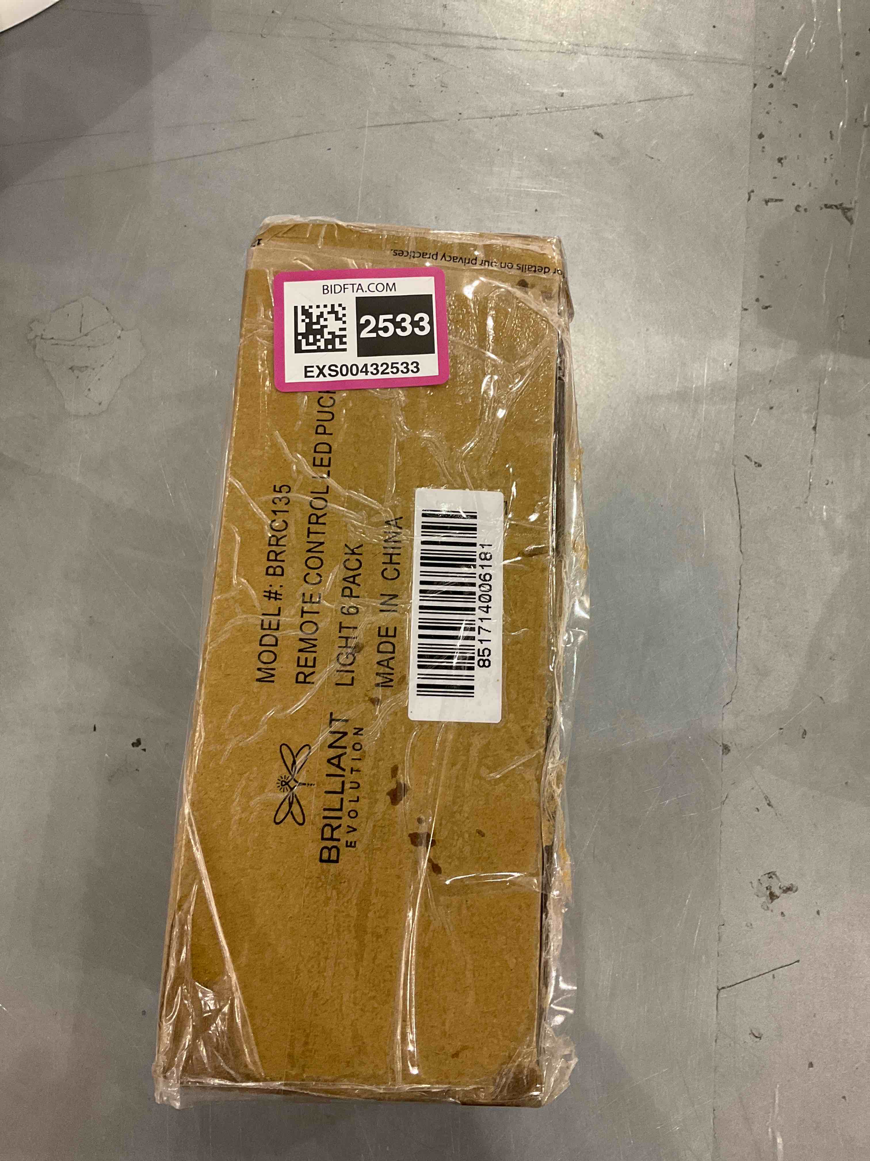 https://s3.amazonaws.com/lotting-images-prod/bidfta/EXS00432533_1693394450232.jpeg