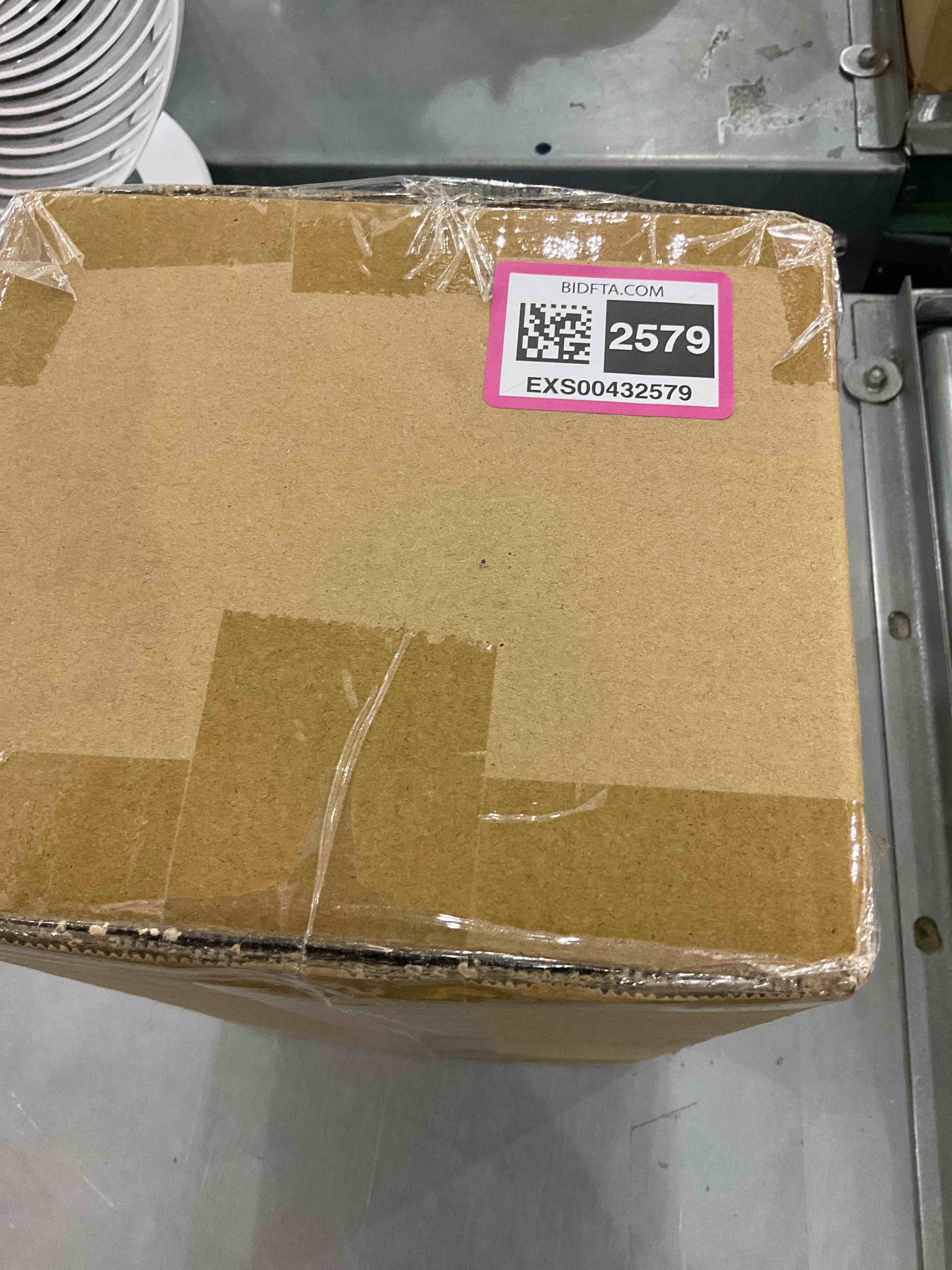 https://s3.amazonaws.com/lotting-images-prod/bidfta/EXS00432579_1693398508413.jpeg