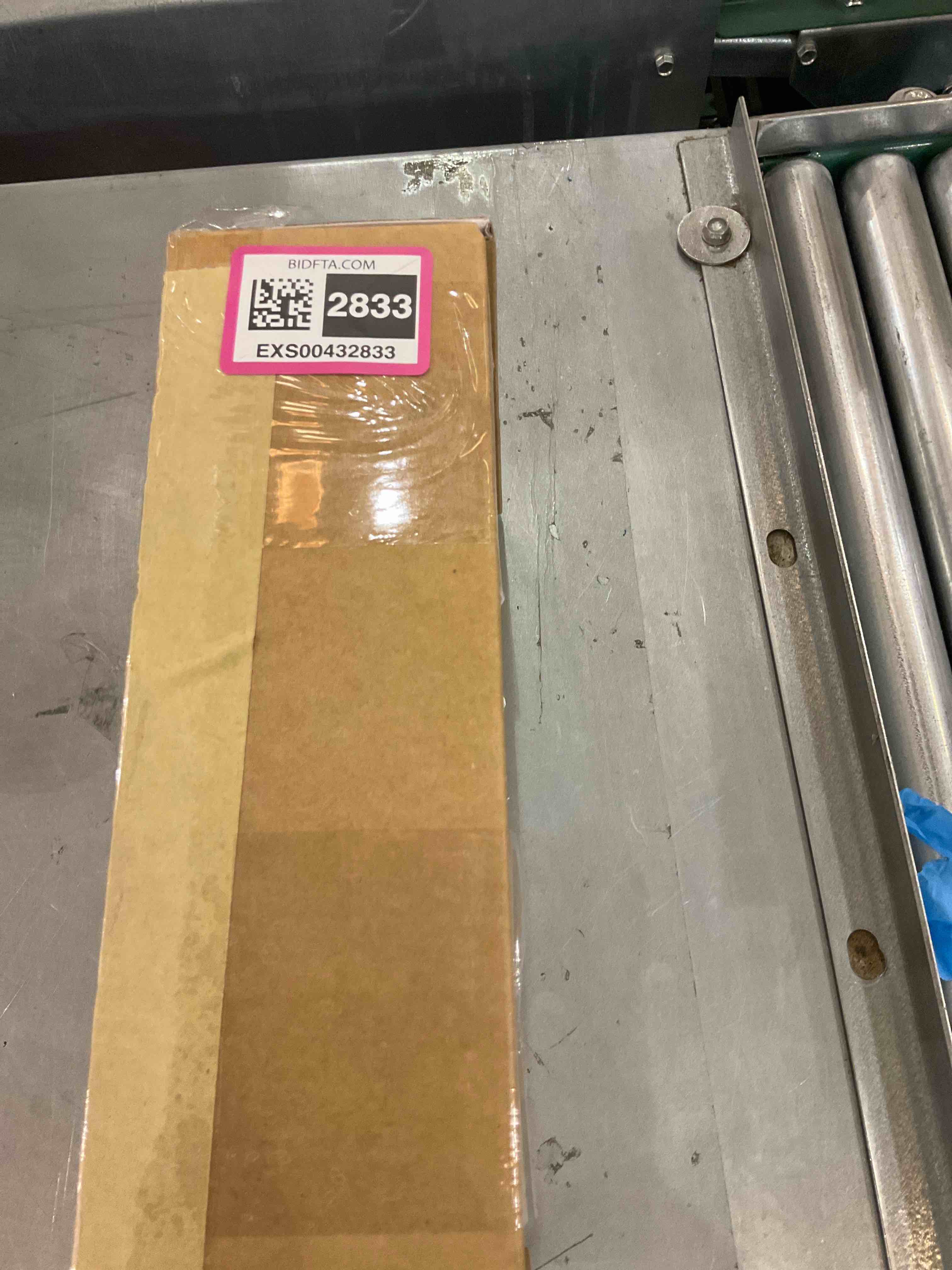 https://s3.amazonaws.com/lotting-images-prod/bidfta/EXS00432833_1693490653056.jpeg