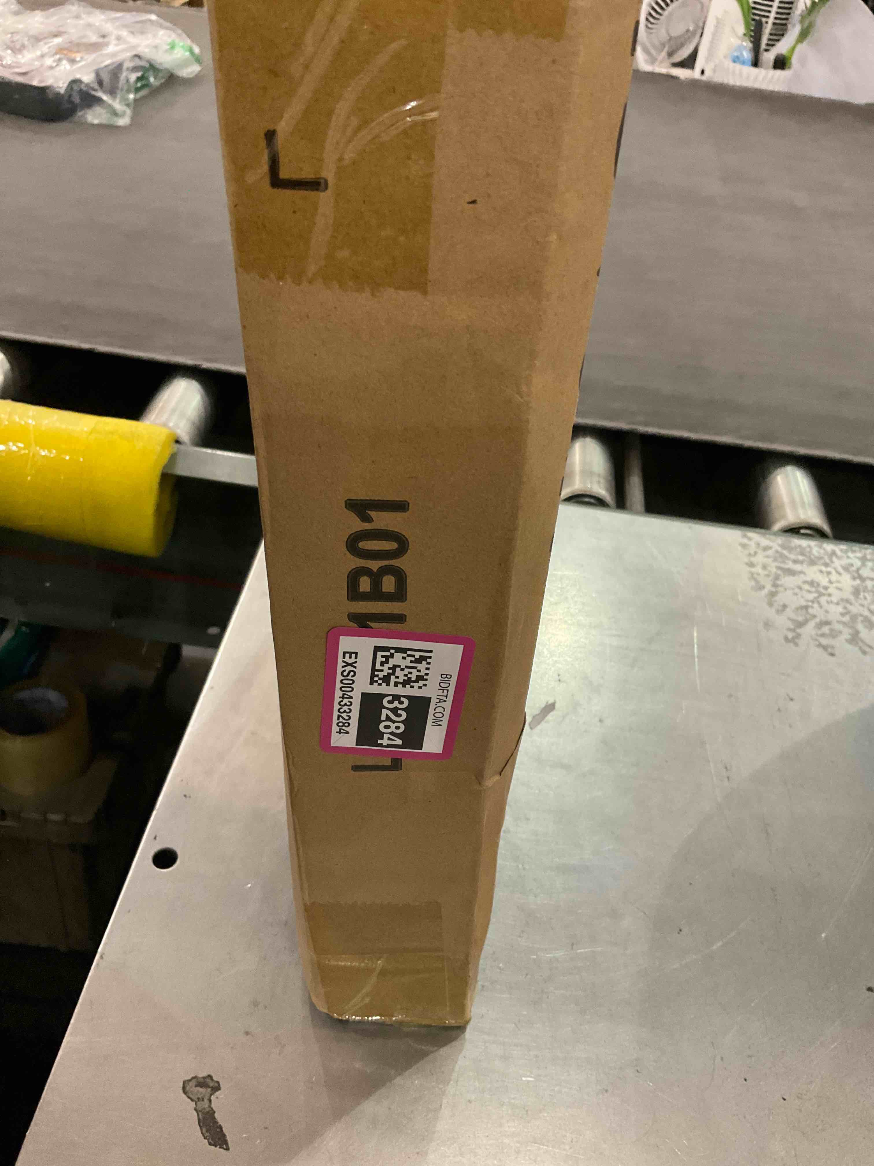 https://s3.amazonaws.com/lotting-images-prod/bidfta/EXS00433284_1694442666454.jpeg