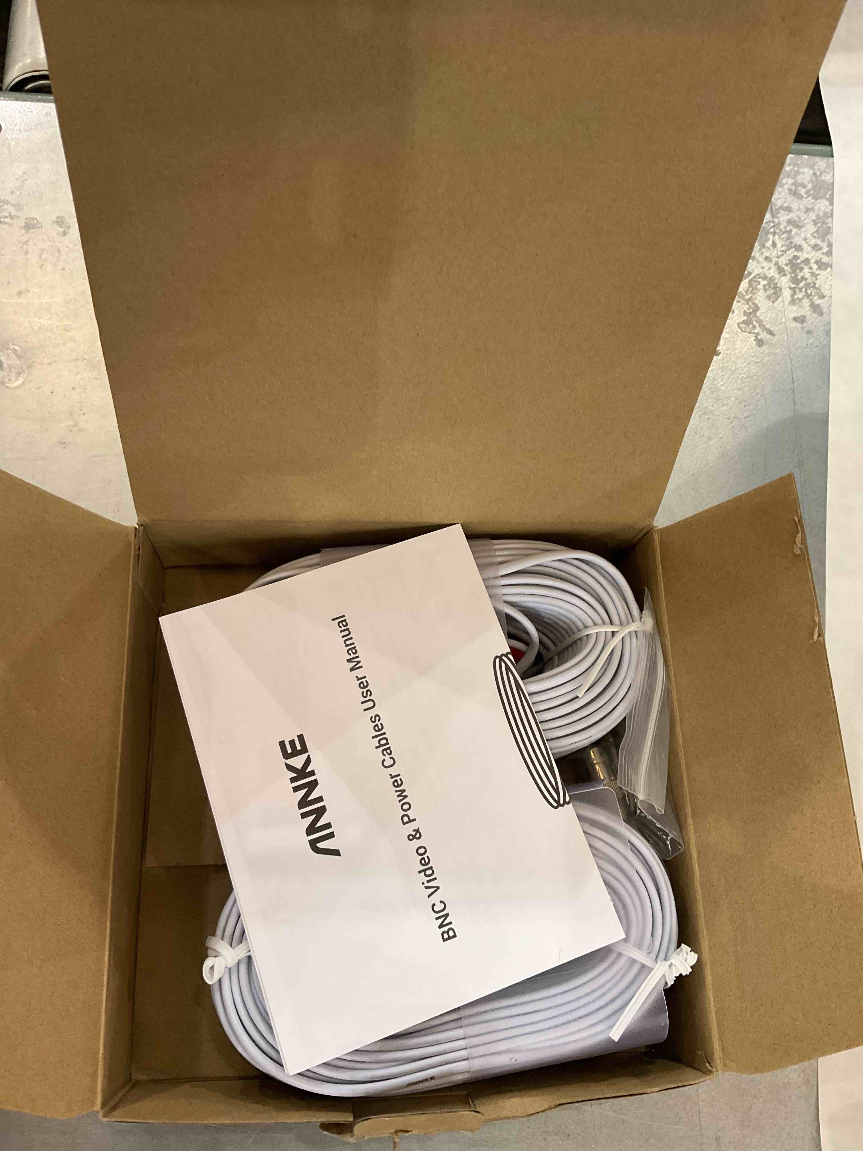 https://s3.amazonaws.com/lotting-images-prod/bidfta/EXS00433303_1694443995370.jpeg