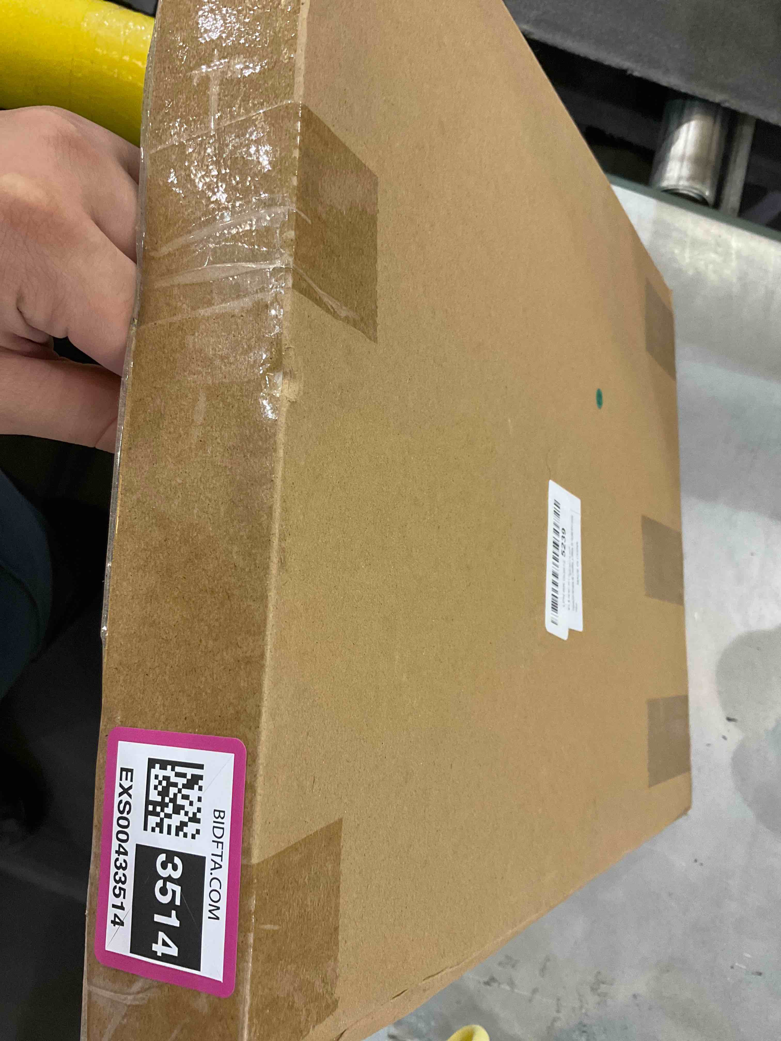 https://s3.amazonaws.com/lotting-images-prod/bidfta/EXS00433514_1693248863986.jpeg