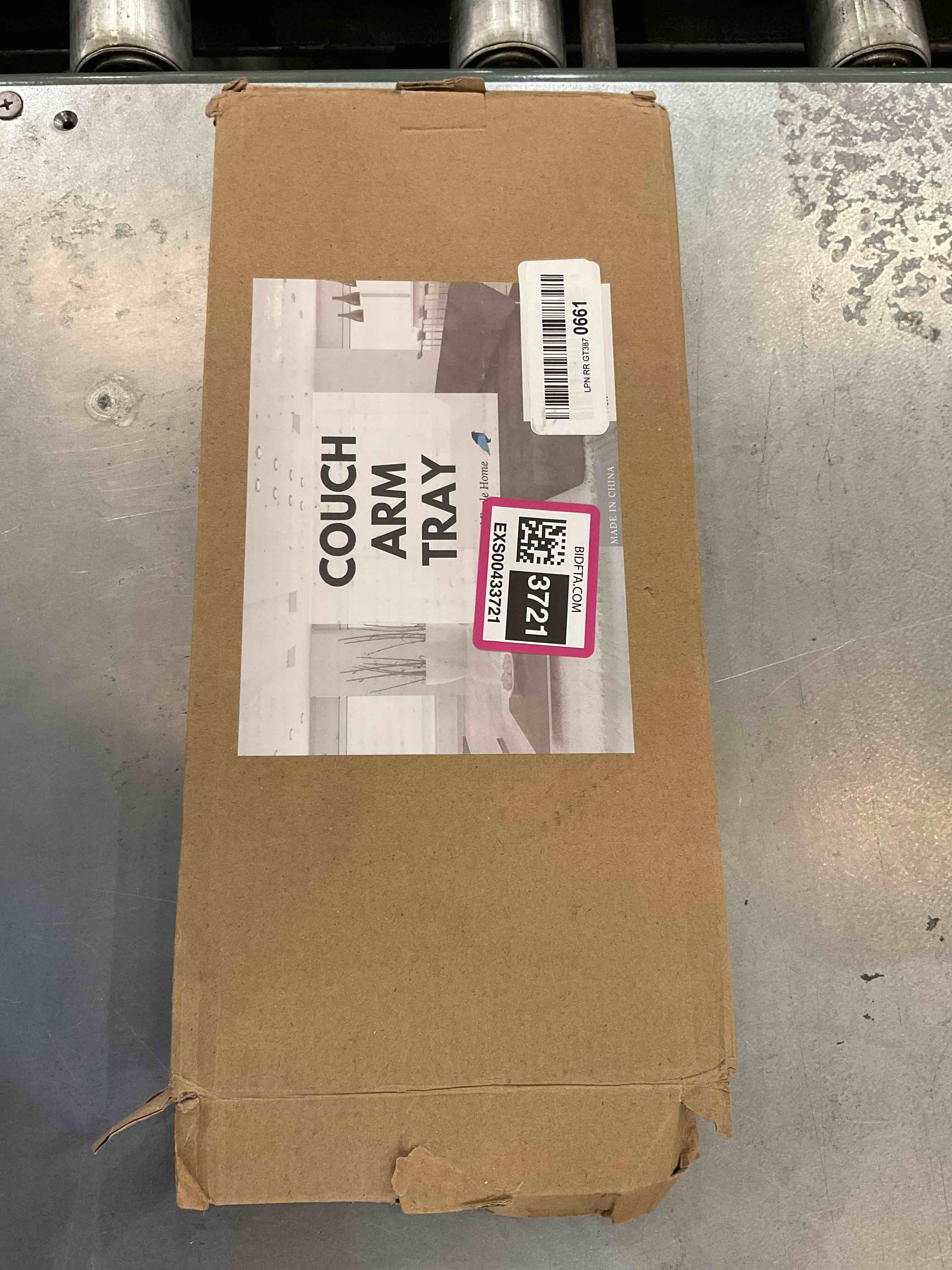 https://s3.amazonaws.com/lotting-images-prod/bidfta/EXS00433721_1693410882656.jpeg