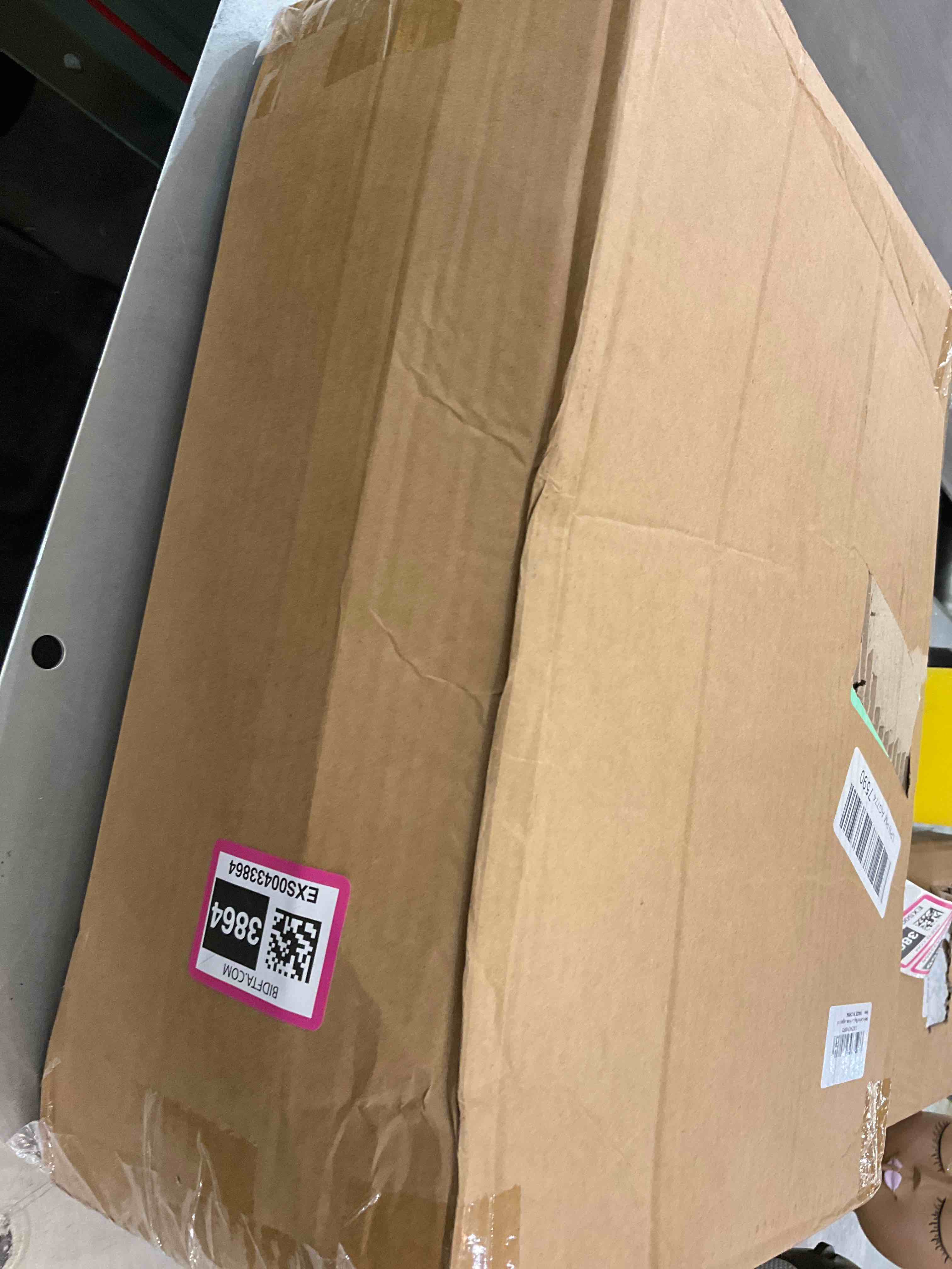 https://s3.amazonaws.com/lotting-images-prod/bidfta/EXS00433864_1693507370297.jpeg