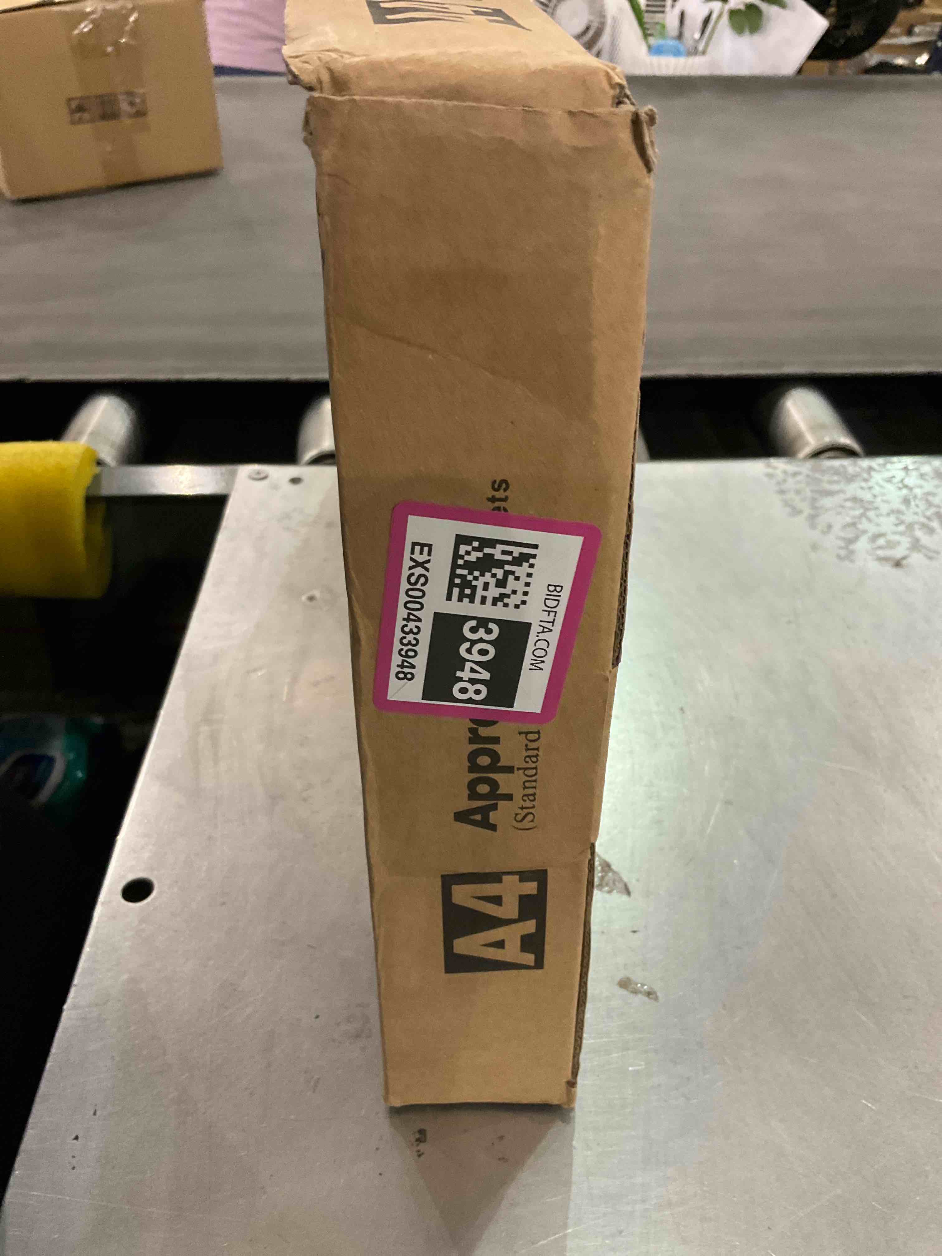 https://s3.amazonaws.com/lotting-images-prod/bidfta/EXS00433948_1693575766036.jpeg
