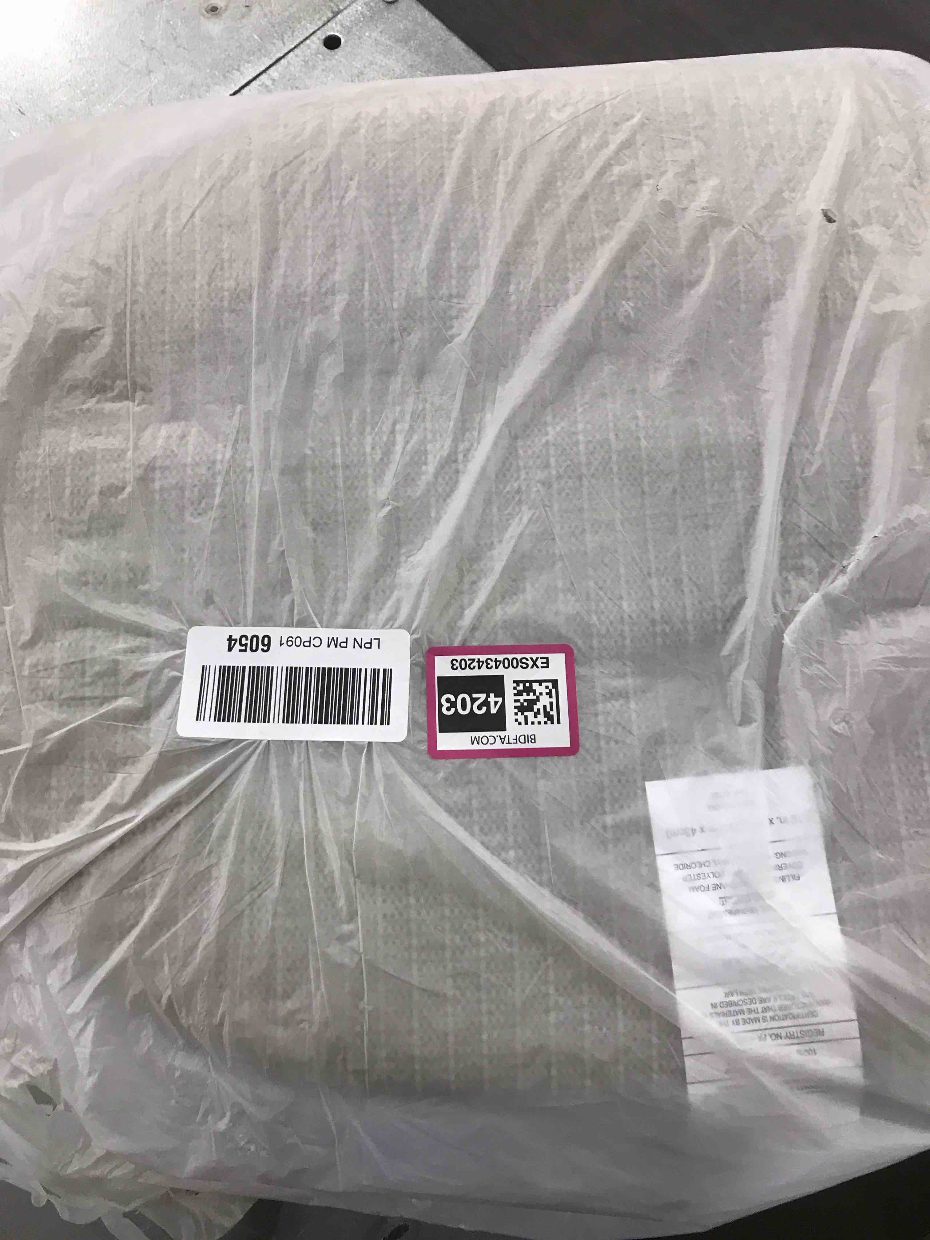 https://s3.amazonaws.com/lotting-images-prod/bidfta/EXS00434203_1700141478985.jpeg