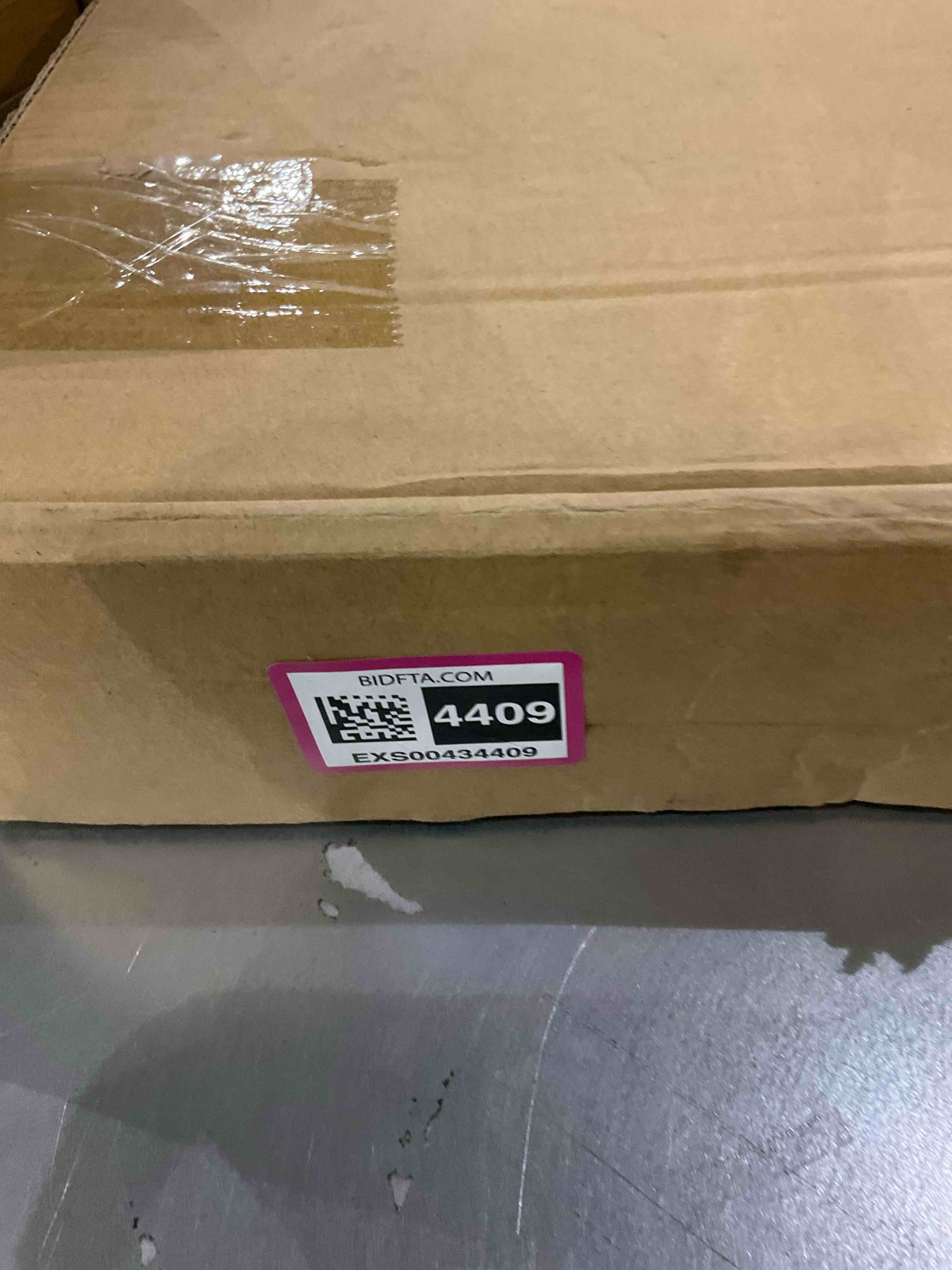 https://s3.amazonaws.com/lotting-images-prod/bidfta/EXS00434409_1701434443594.jpeg