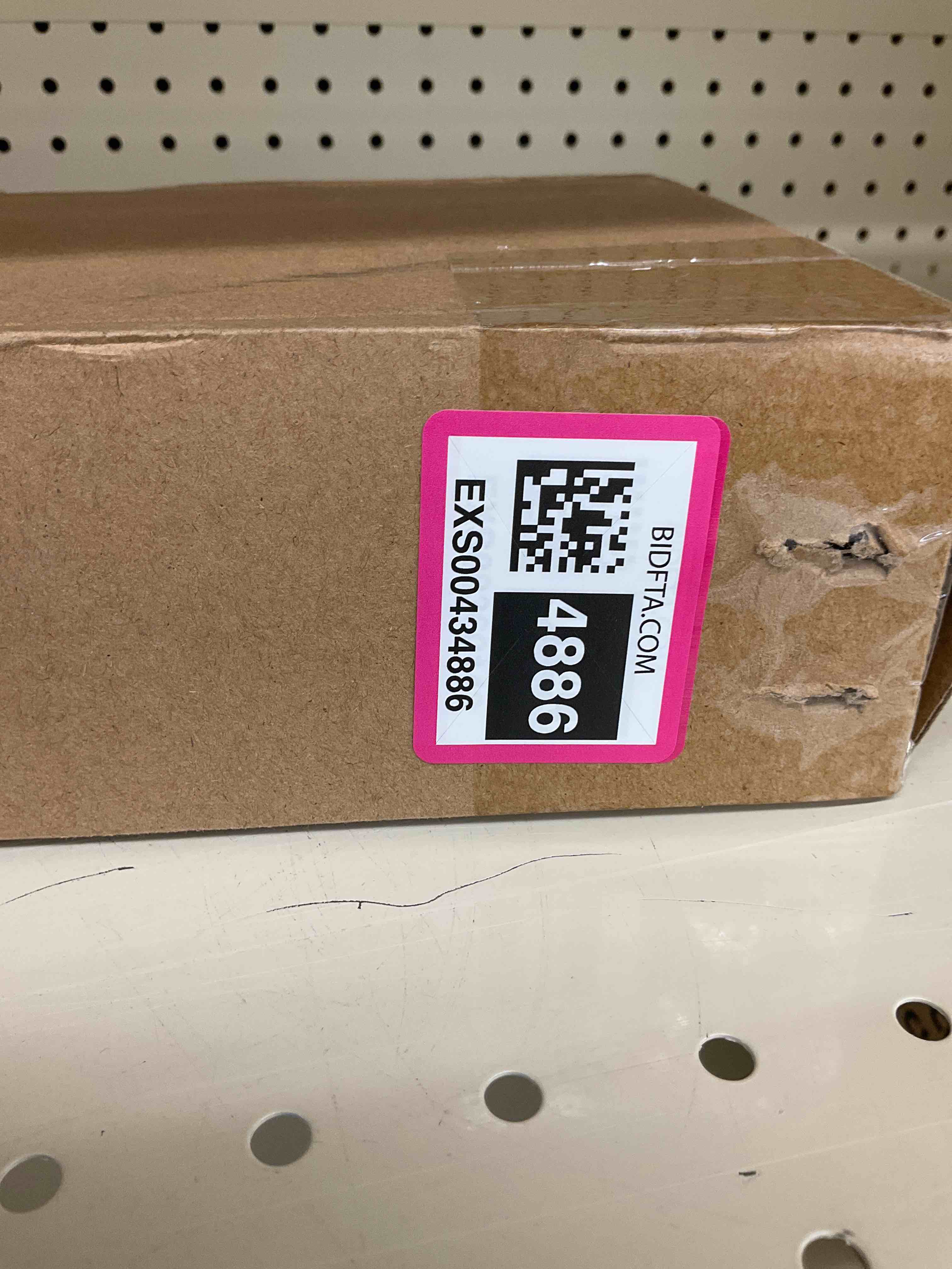 https://s3.amazonaws.com/lotting-images-prod/bidfta/EXS00434886_1694711612685.jpeg
