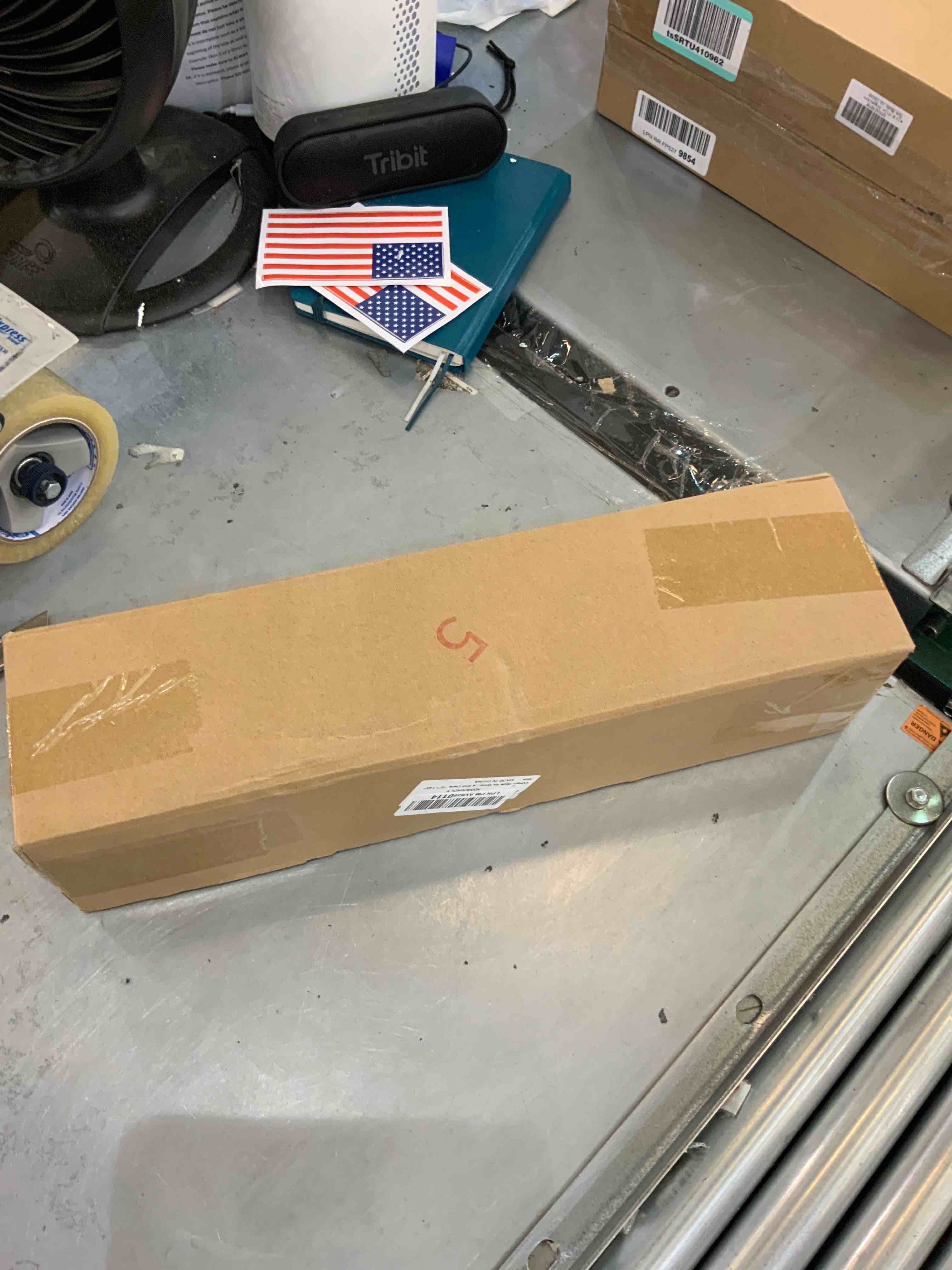 https://s3.amazonaws.com/lotting-images-prod/bidfta/EXS00435077_1693327826608.jpeg