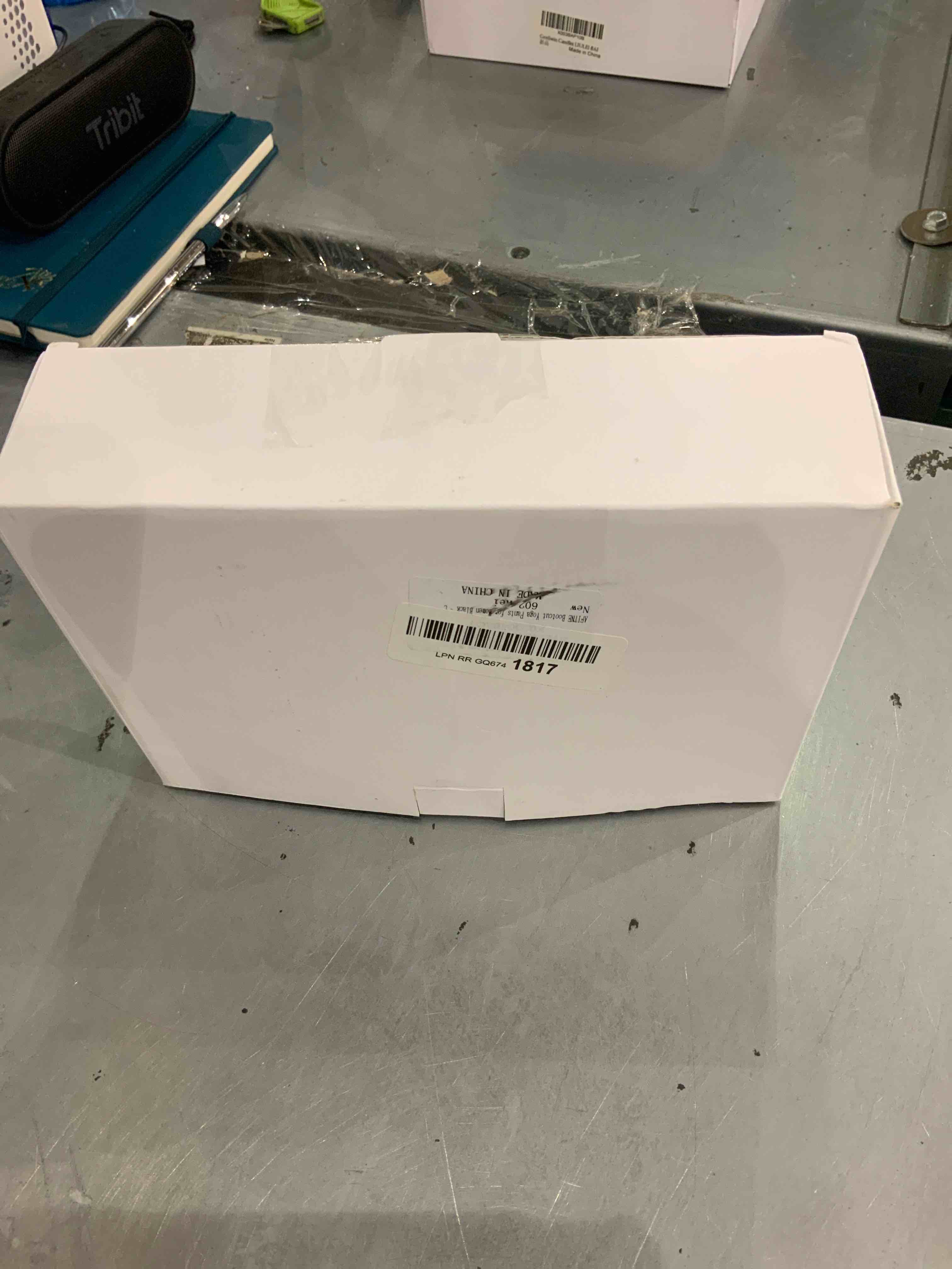 https://s3.amazonaws.com/lotting-images-prod/bidfta/EXS00435140_1693393915167.jpeg