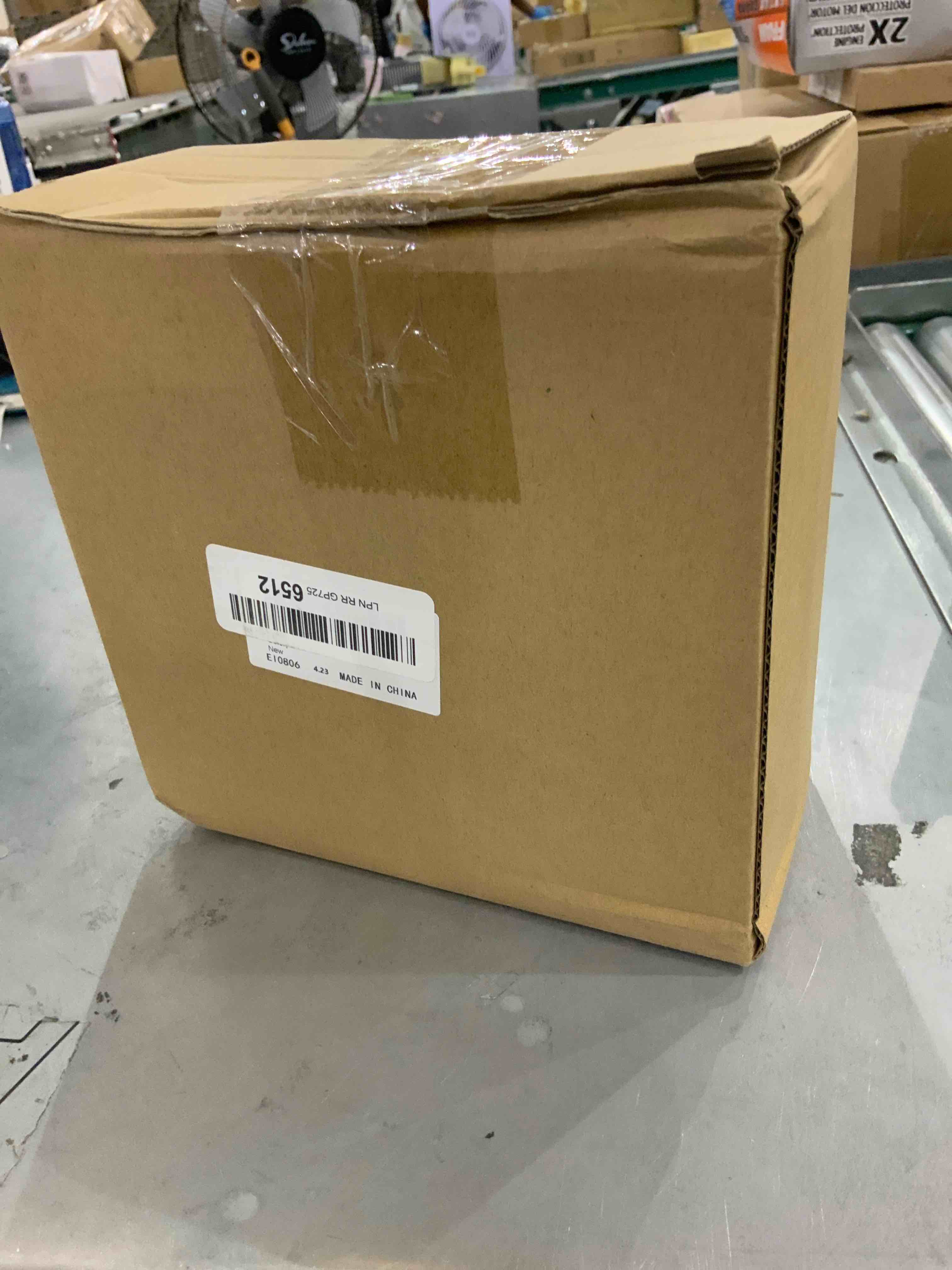 https://s3.amazonaws.com/lotting-images-prod/bidfta/EXS00435202_1693397874071.jpeg