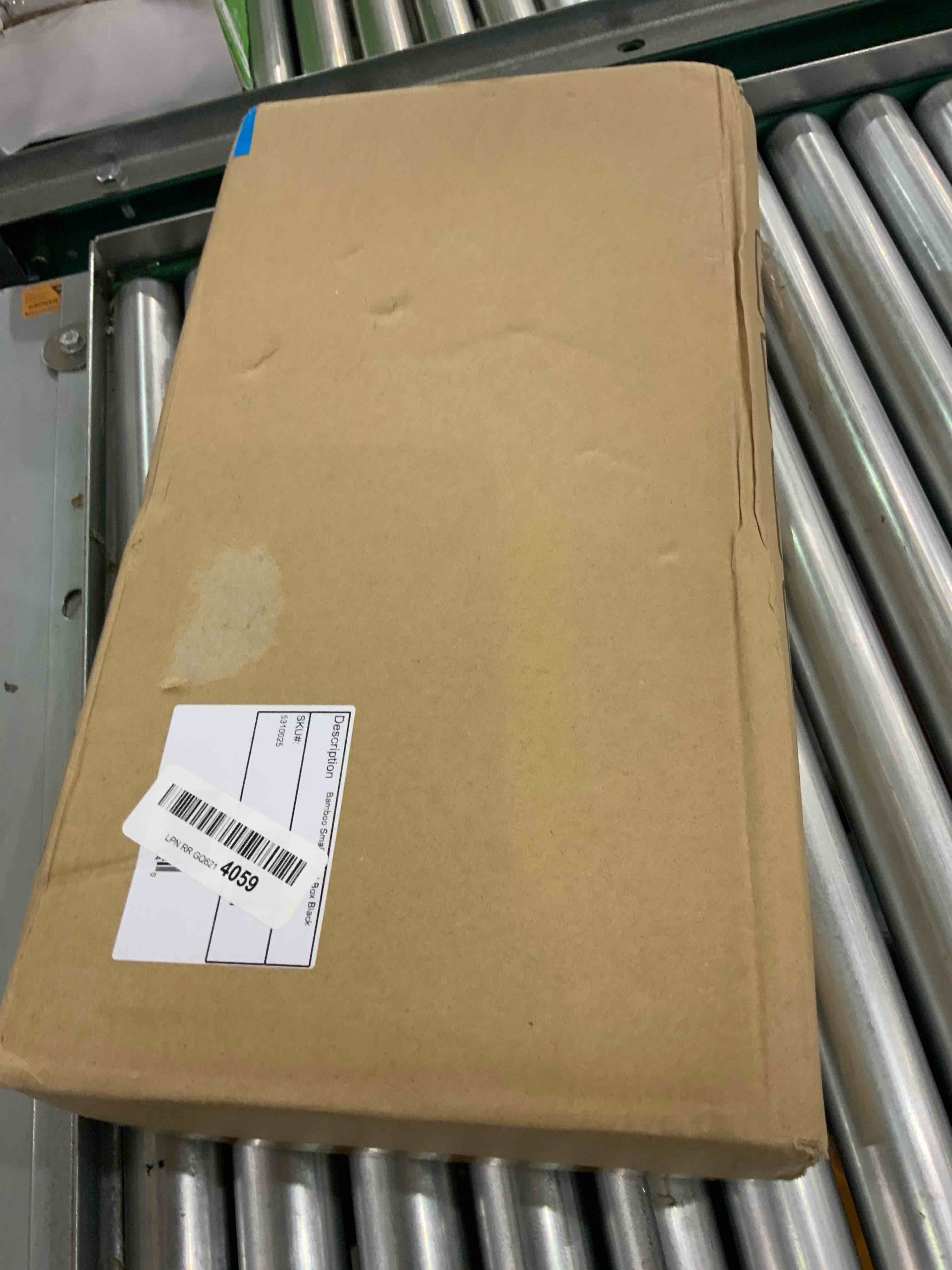 https://s3.amazonaws.com/lotting-images-prod/bidfta/EXS00435209_1693398411355.jpeg