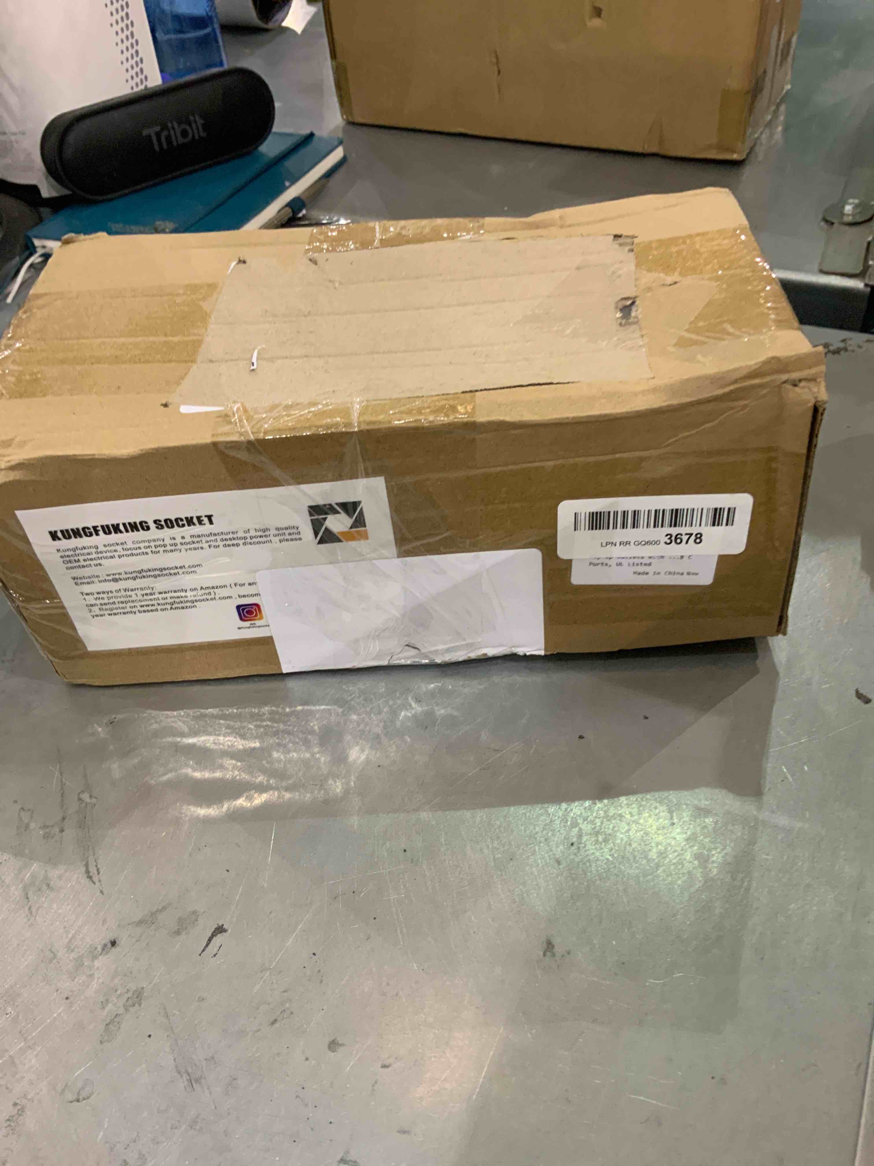 https://s3.amazonaws.com/lotting-images-prod/bidfta/EXS00435215_1693399333752.jpeg