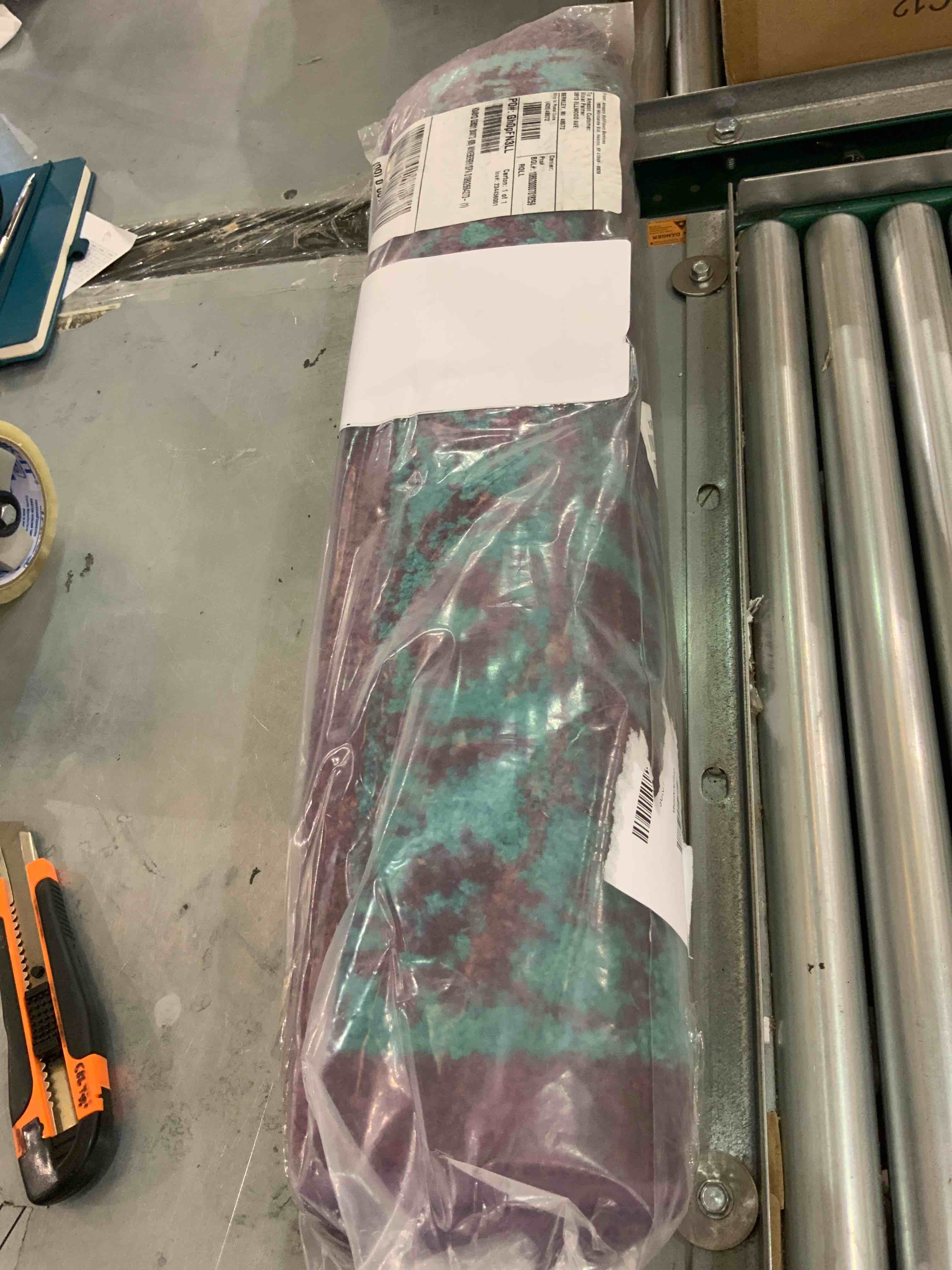 Georgina Traditional Runner Rug Non Slip Hallway Entry Carpet [Made in USA], 2 x 6, Winberry/Teal