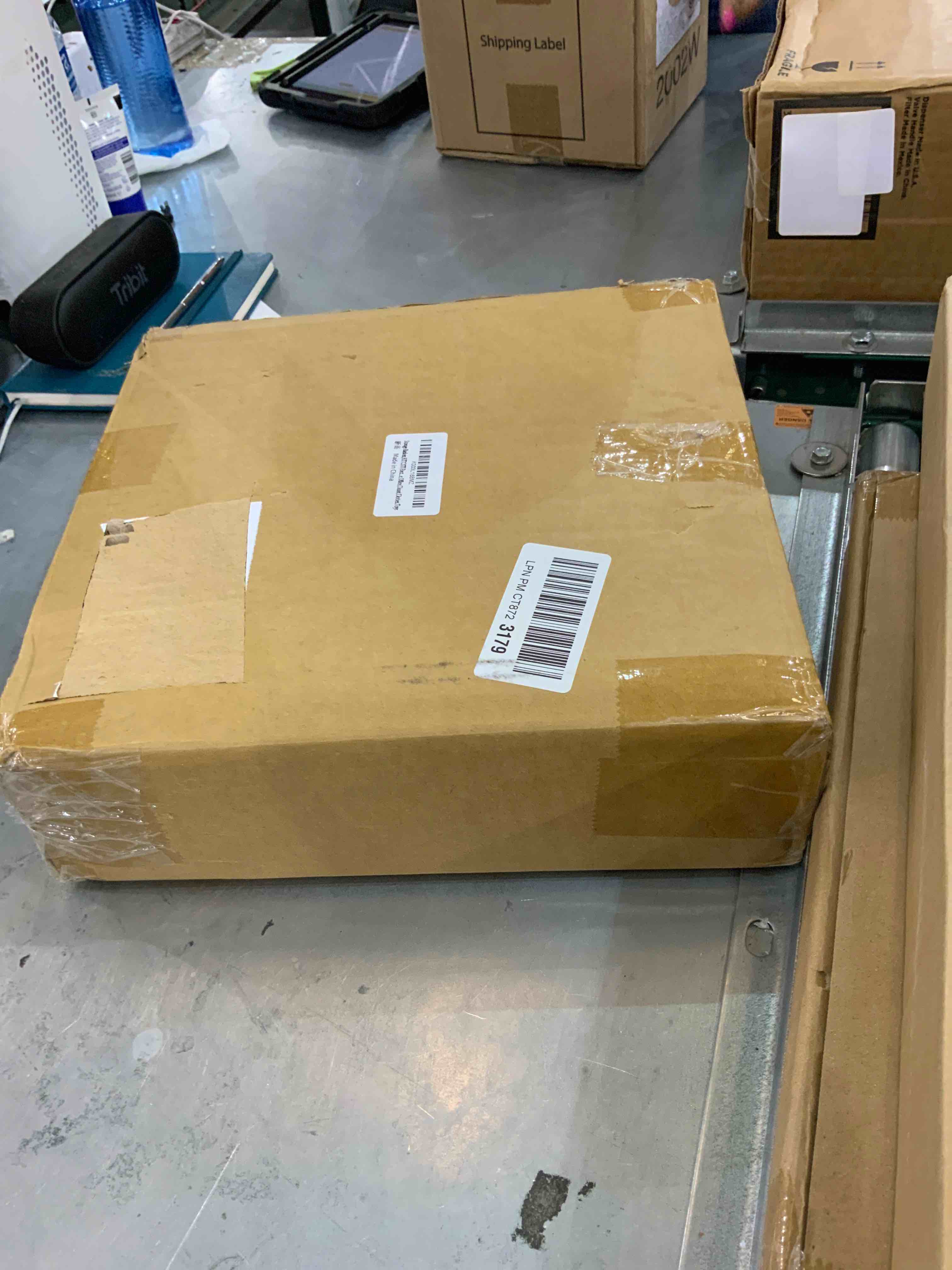 https://s3.amazonaws.com/lotting-images-prod/bidfta/EXS00435434_1693490586408.jpeg