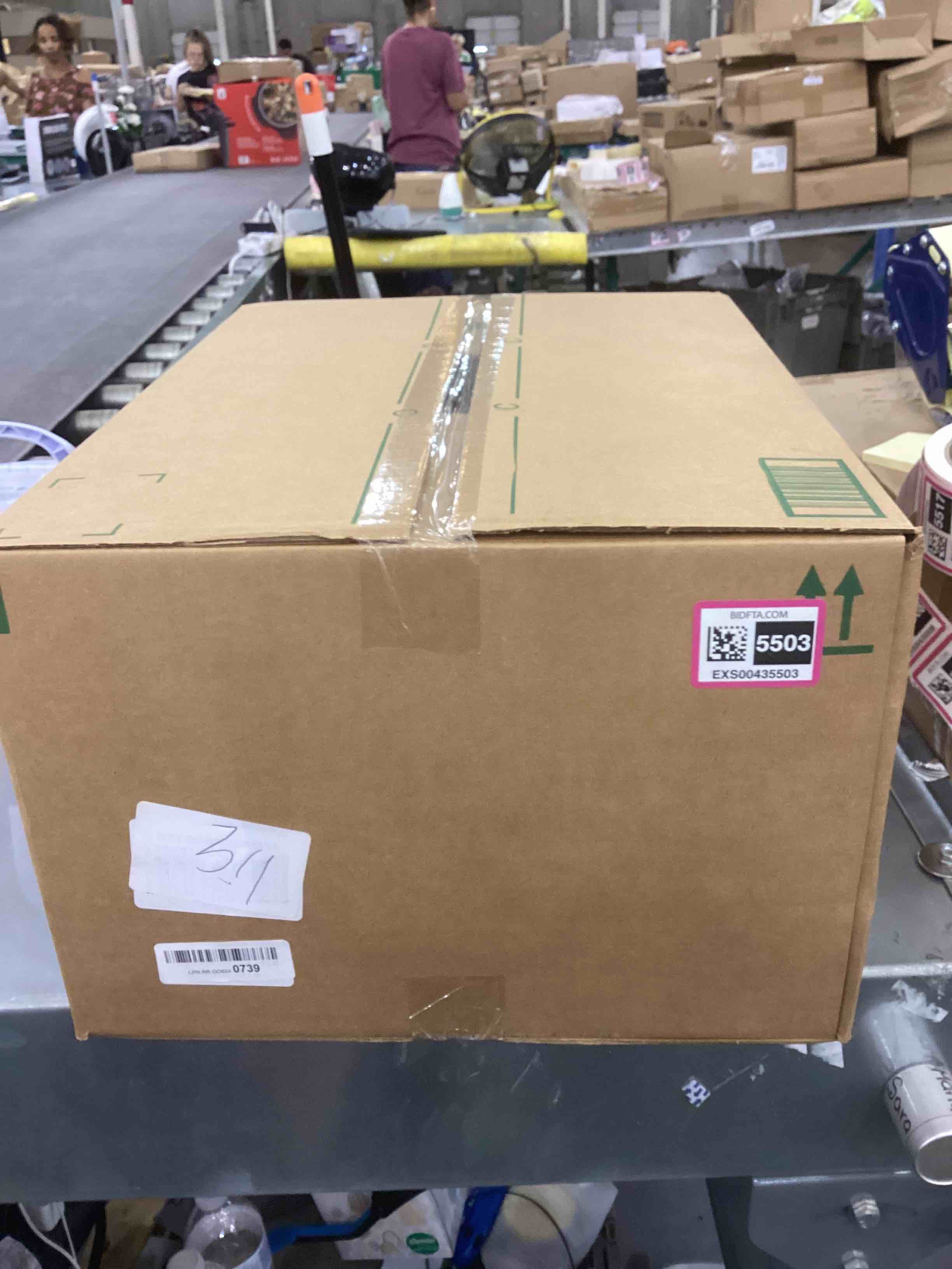 https://s3.amazonaws.com/lotting-images-prod/bidfta/EXS00435503_1692629736582.jpeg