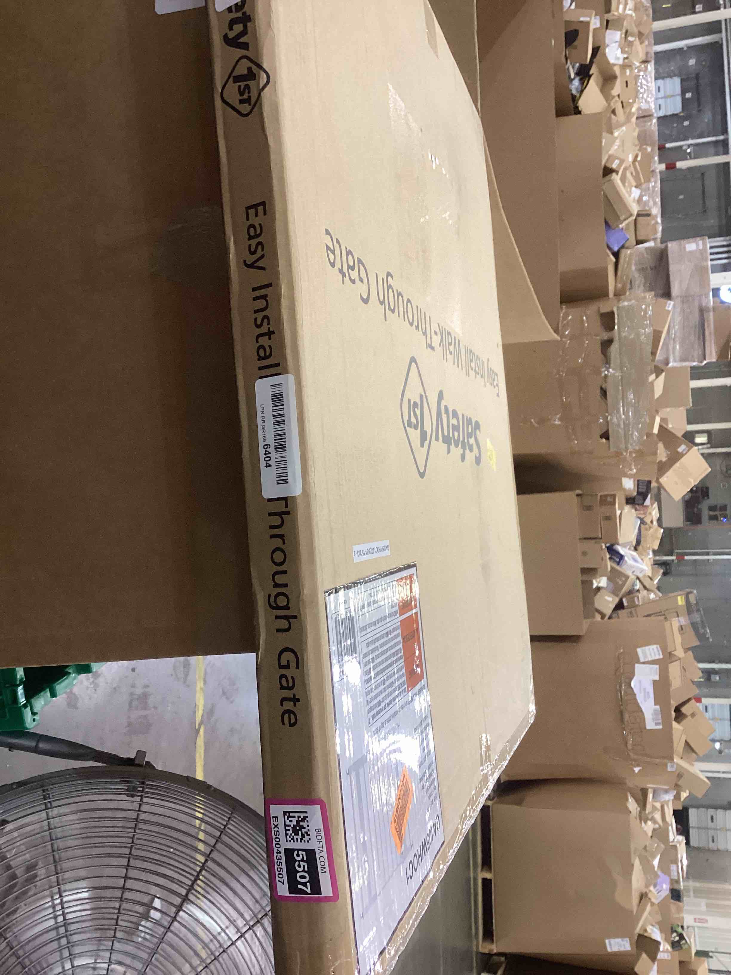 https://s3.amazonaws.com/lotting-images-prod/bidfta/EXS00435507_1692630274693.jpeg