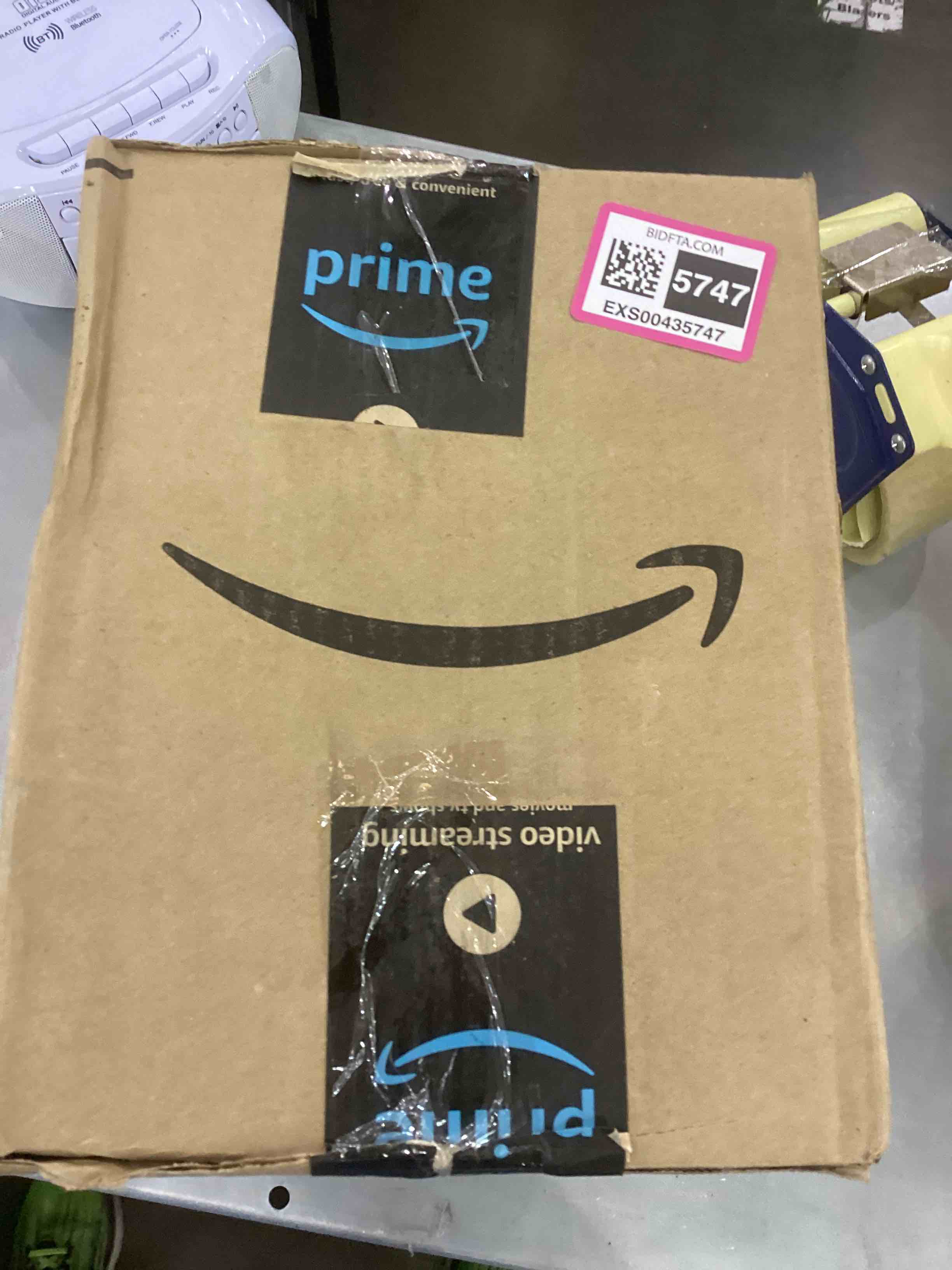 https://s3.amazonaws.com/lotting-images-prod/bidfta/EXS00435747_1692728135940.jpeg