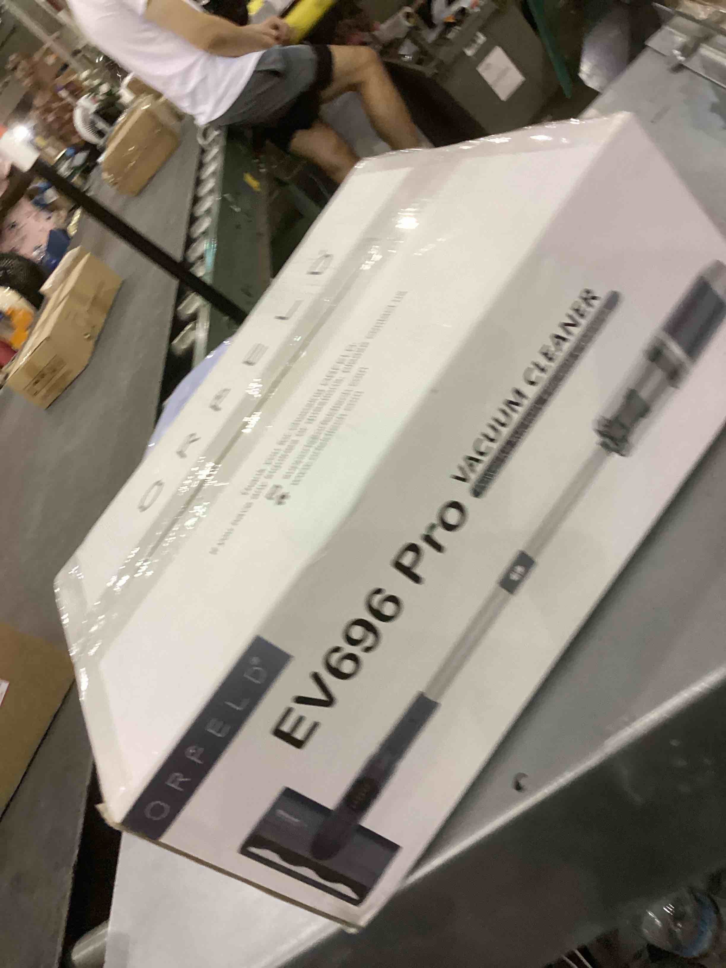 https://s3.amazonaws.com/lotting-images-prod/bidfta/EXS00435875_1692878885818.jpeg