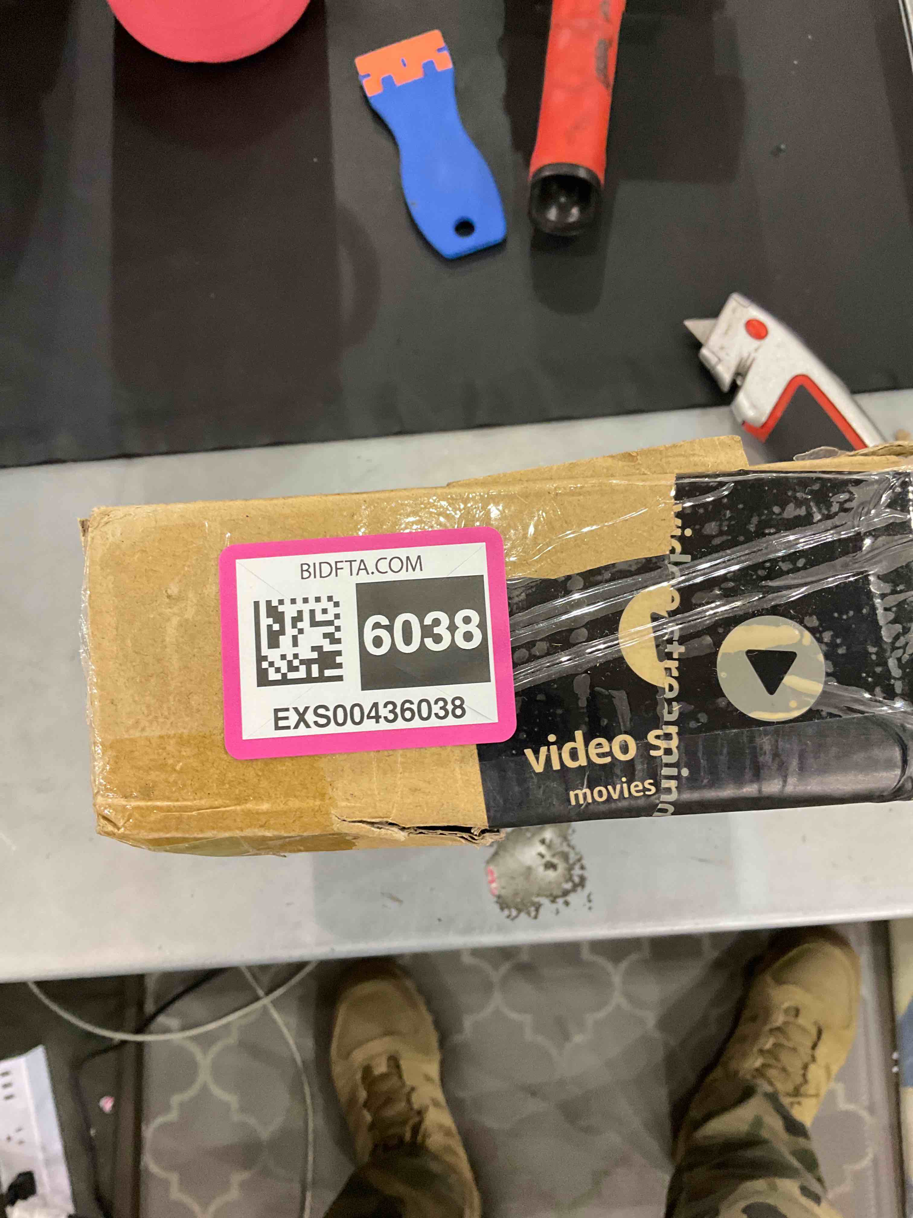 https://s3.amazonaws.com/lotting-images-prod/bidfta/EXS00436038_1693307837114.jpeg