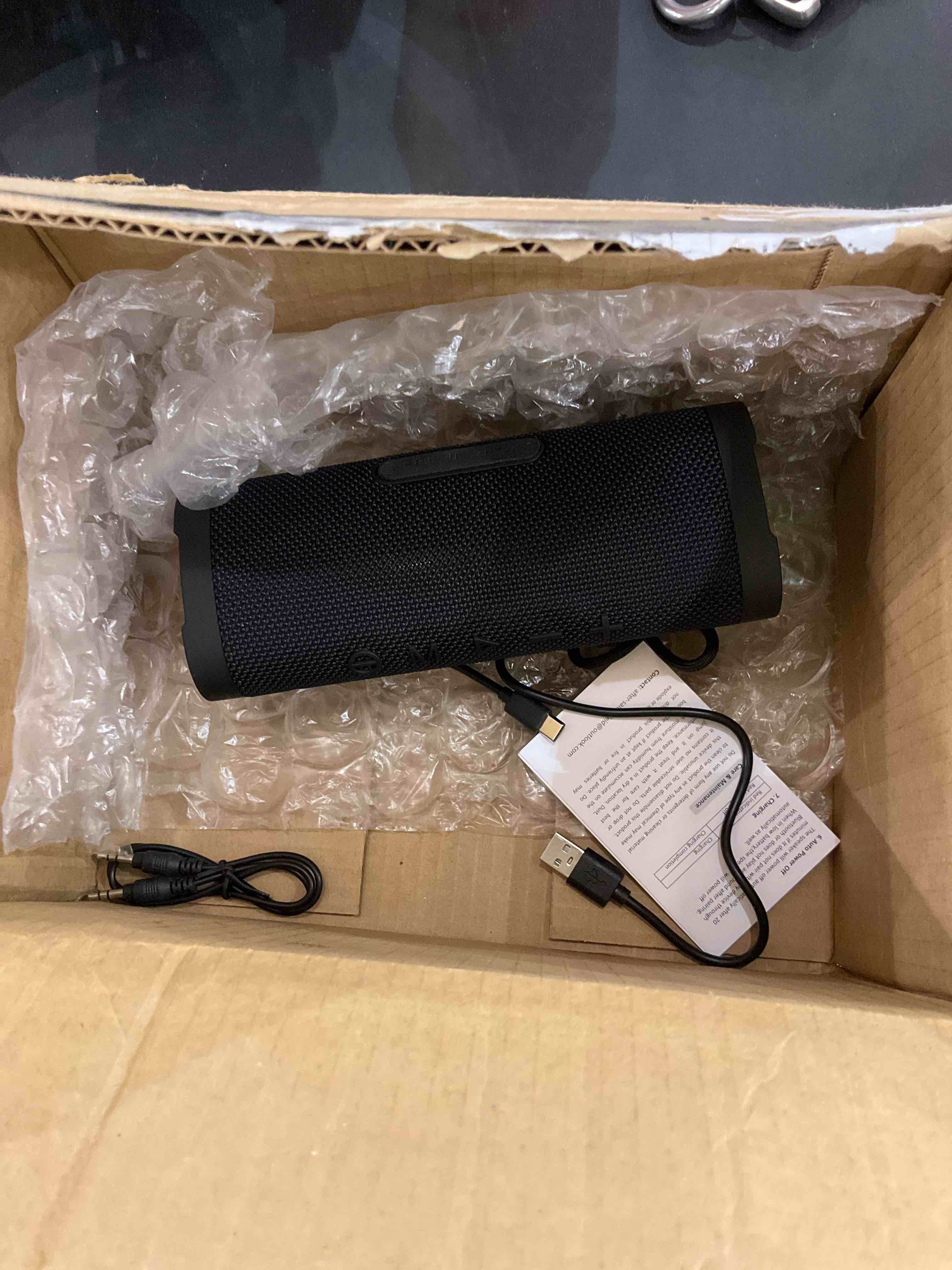 https://s3.amazonaws.com/lotting-images-prod/bidfta/EXS00436182_1693490831434.jpeg