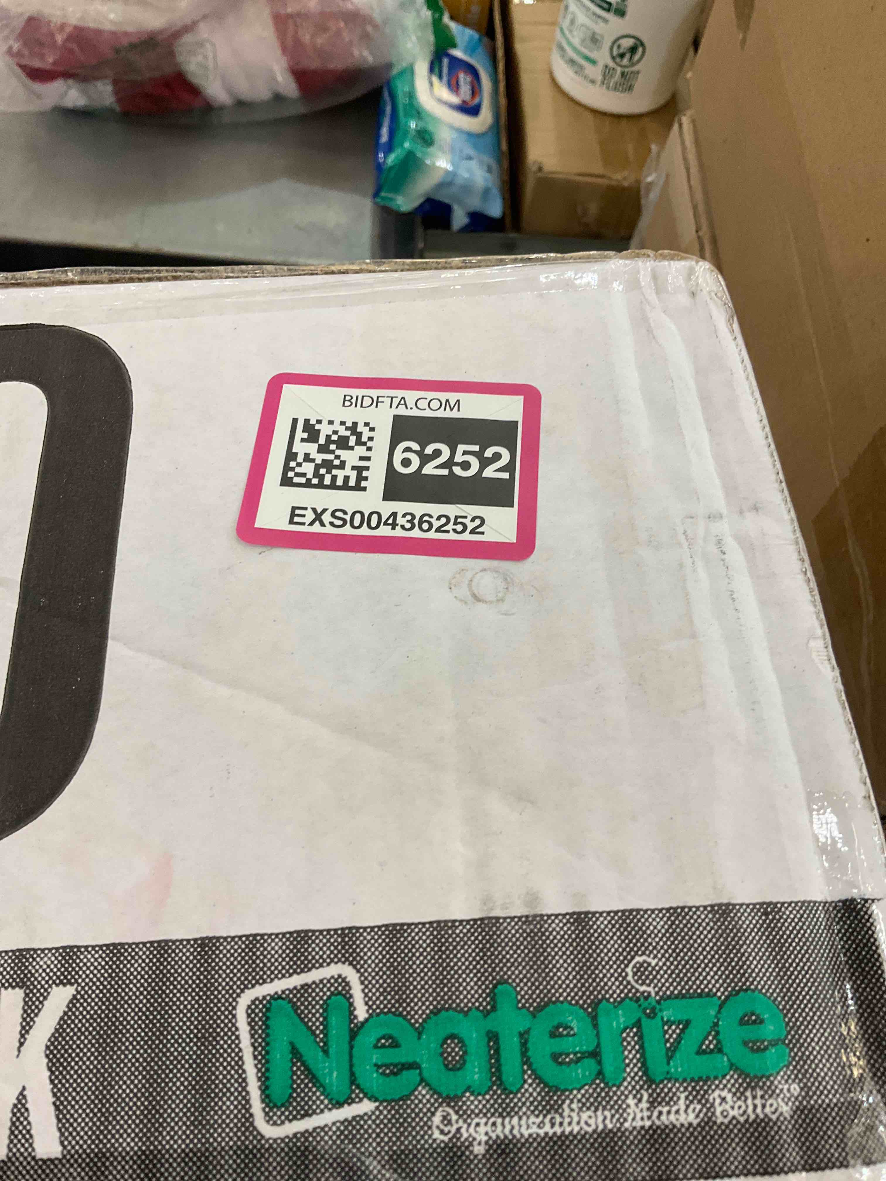 https://s3.amazonaws.com/lotting-images-prod/bidfta/EXS00436252_1693507191558.jpeg