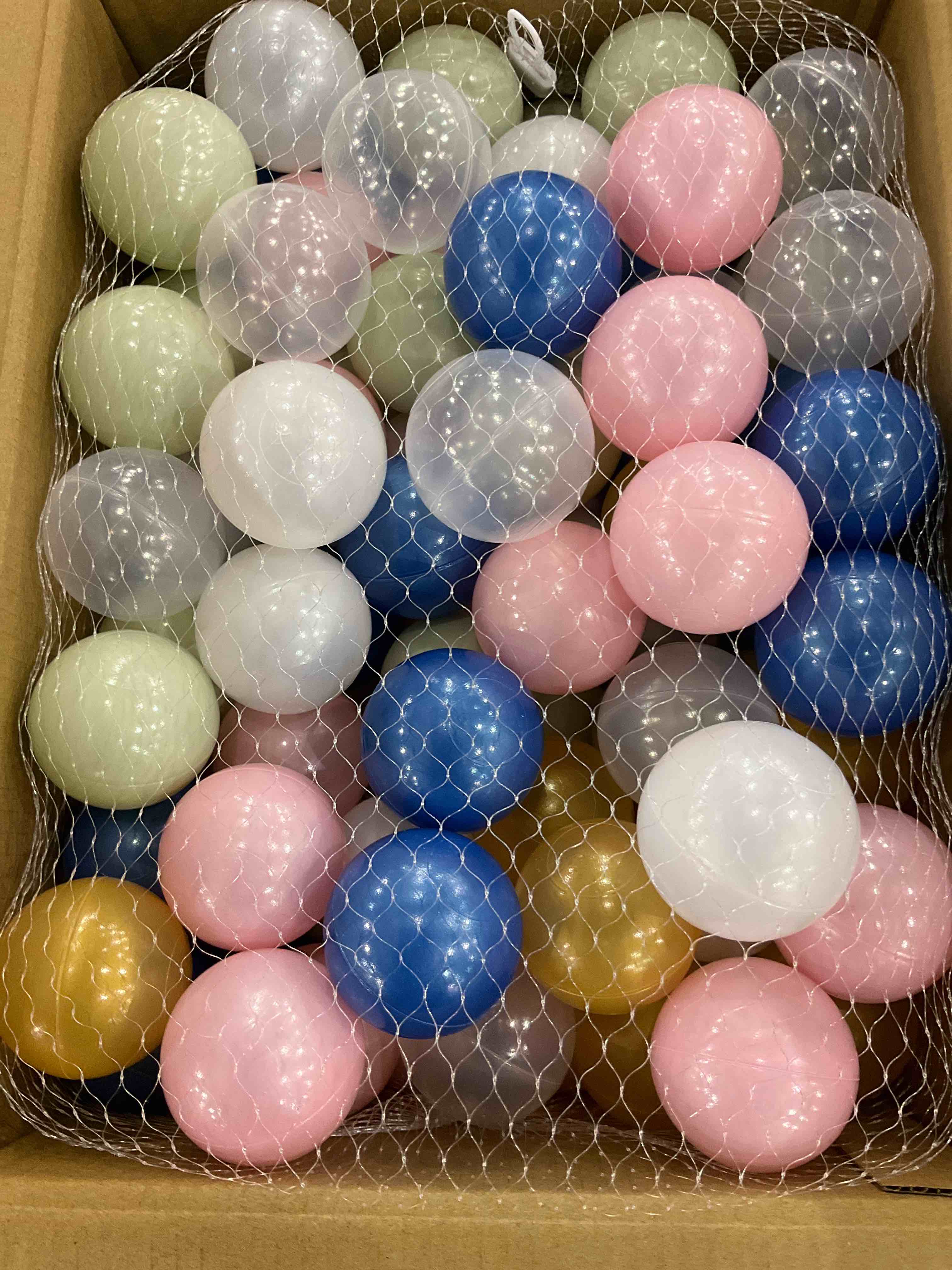 https://s3.amazonaws.com/lotting-images-prod/bidfta/EXS00436414_1693924337515.jpeg