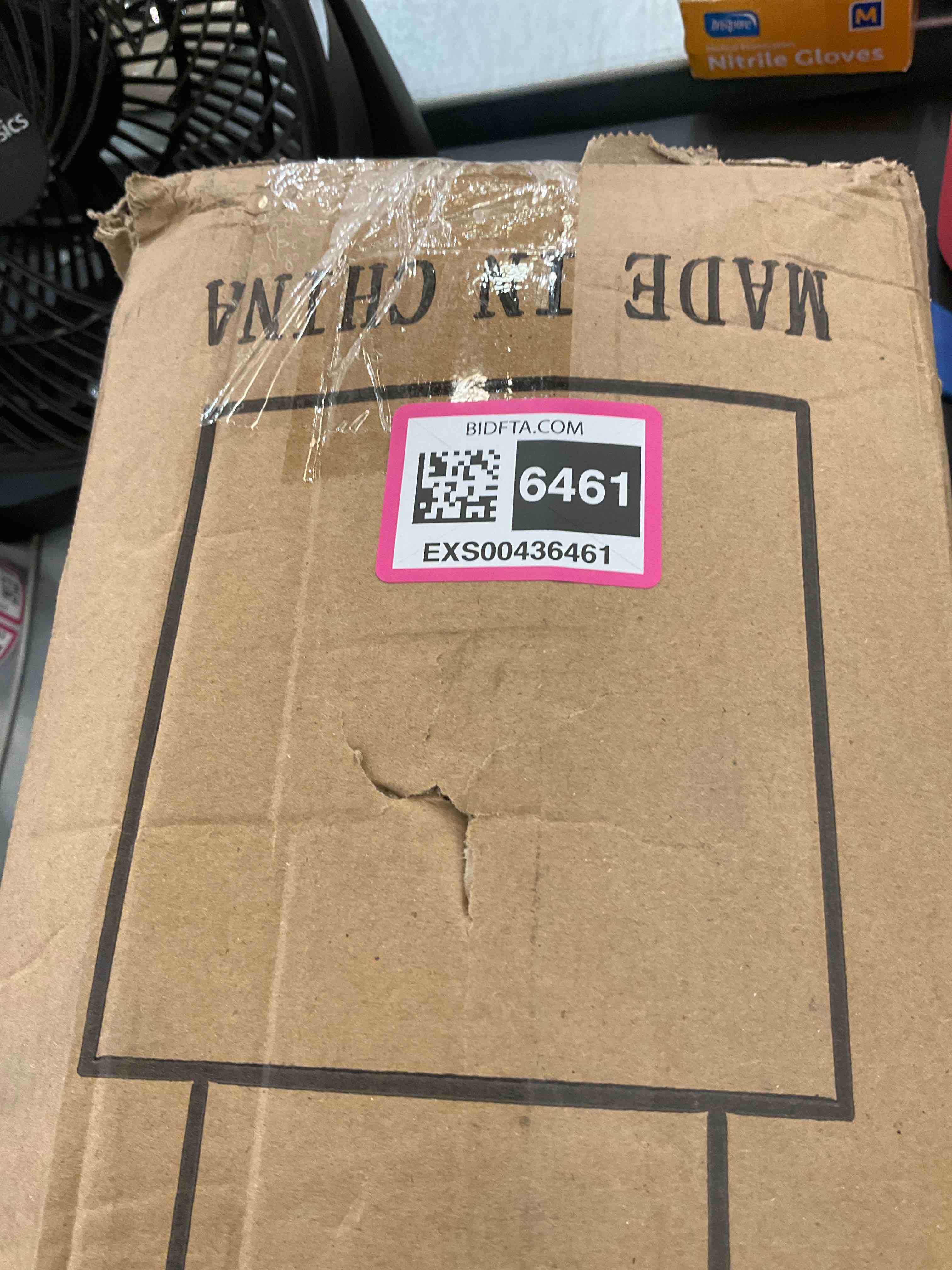 https://s3.amazonaws.com/lotting-images-prod/bidfta/EXS00436461_1693935588224.jpeg