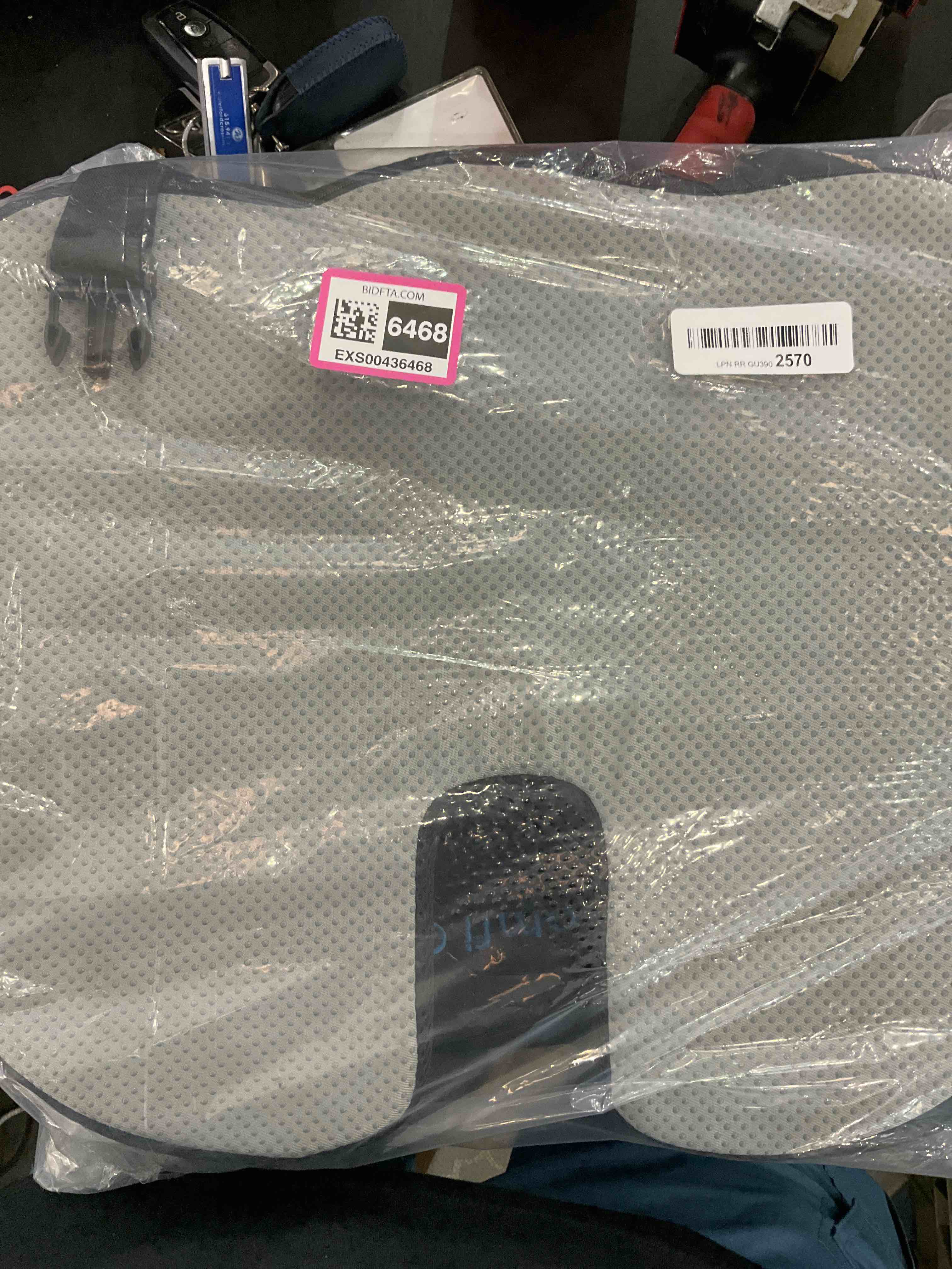 https://s3.amazonaws.com/lotting-images-prod/bidfta/EXS00436468_1693938793963.jpeg