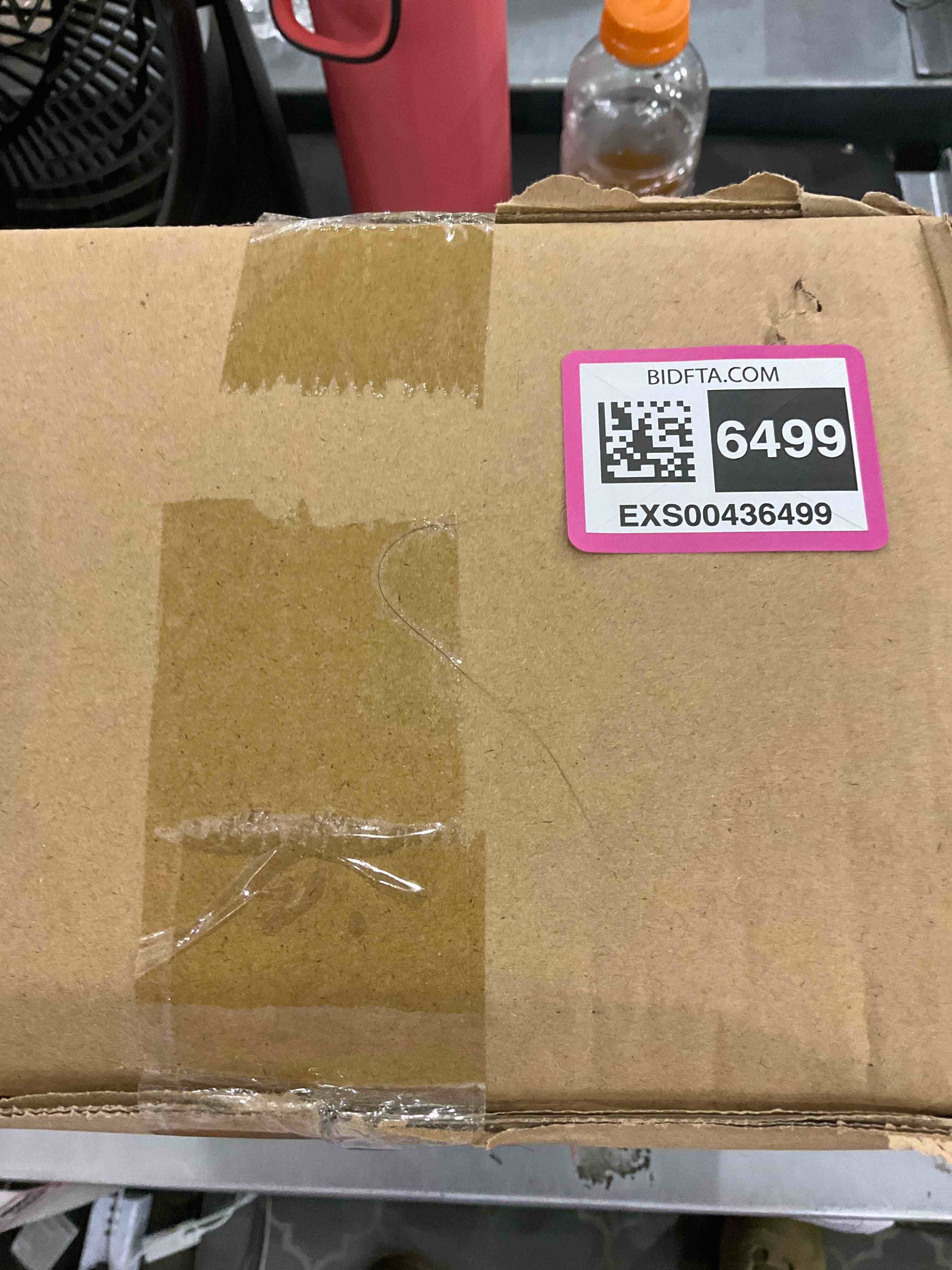 https://s3.amazonaws.com/lotting-images-prod/bidfta/EXS00436499_1693998996437.jpeg