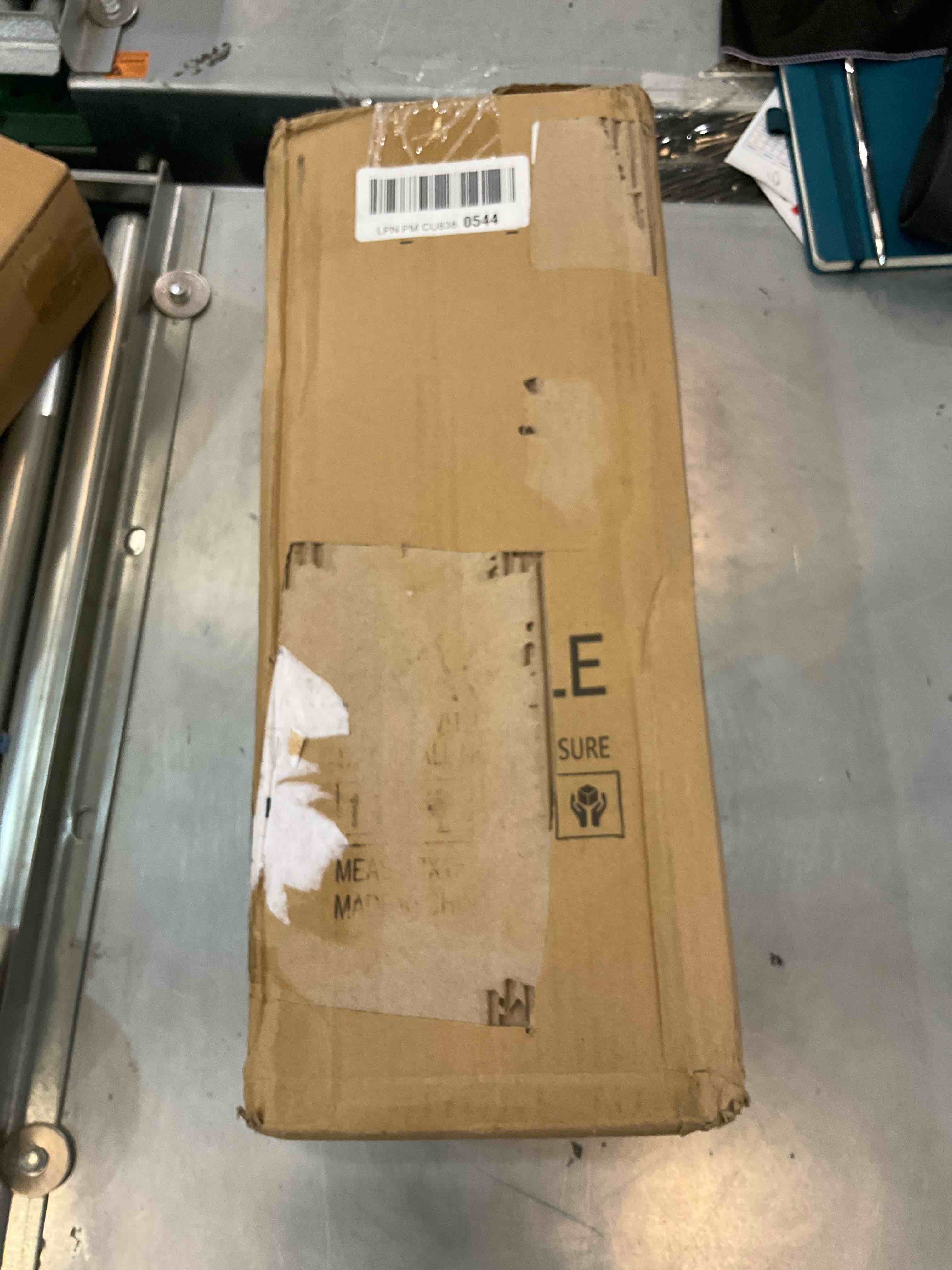 https://s3.amazonaws.com/lotting-images-prod/bidfta/EXS00436655_1693501672290.jpeg