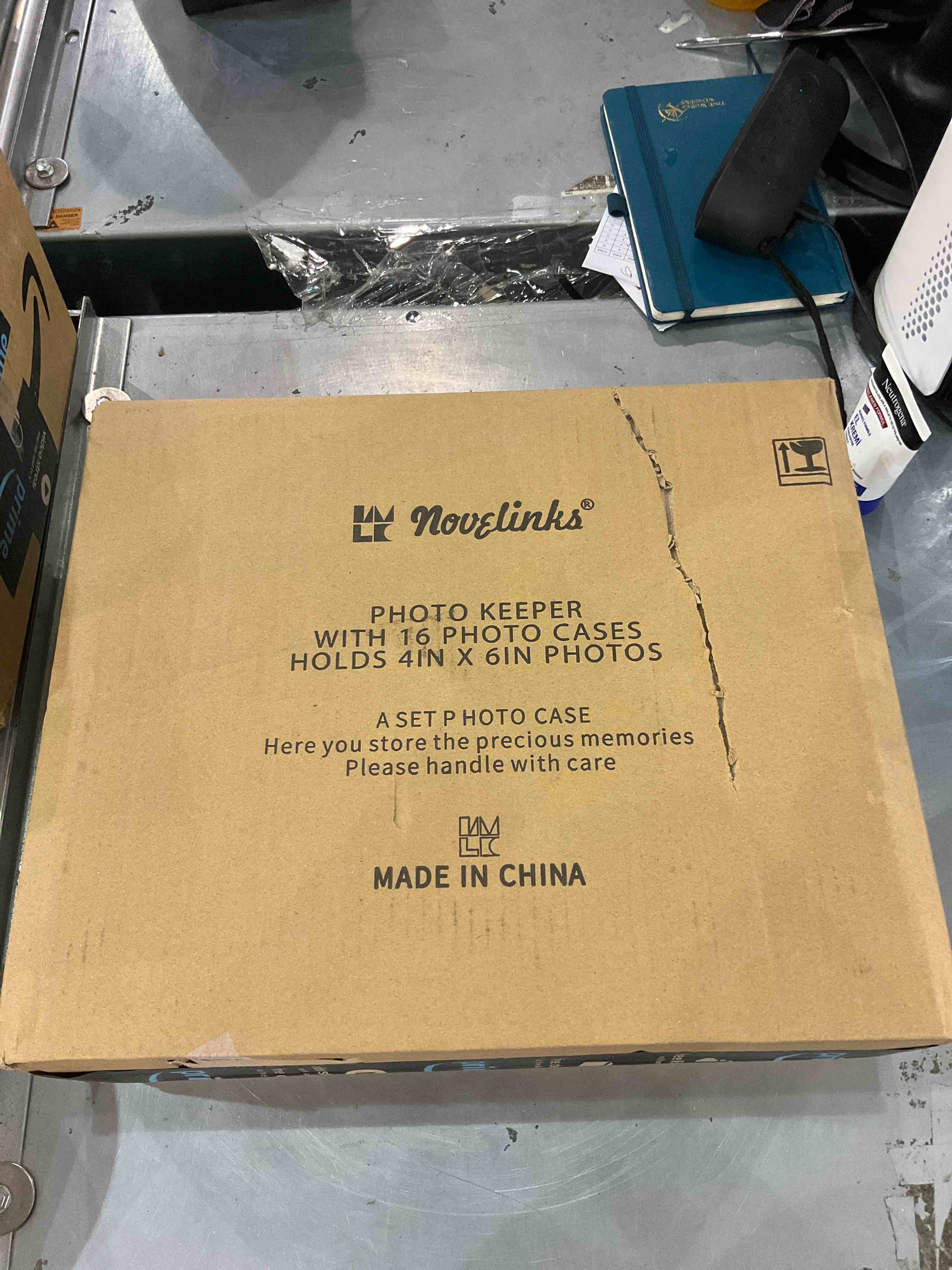 https://s3.amazonaws.com/lotting-images-prod/bidfta/EXS00436727_1693569401037.jpeg