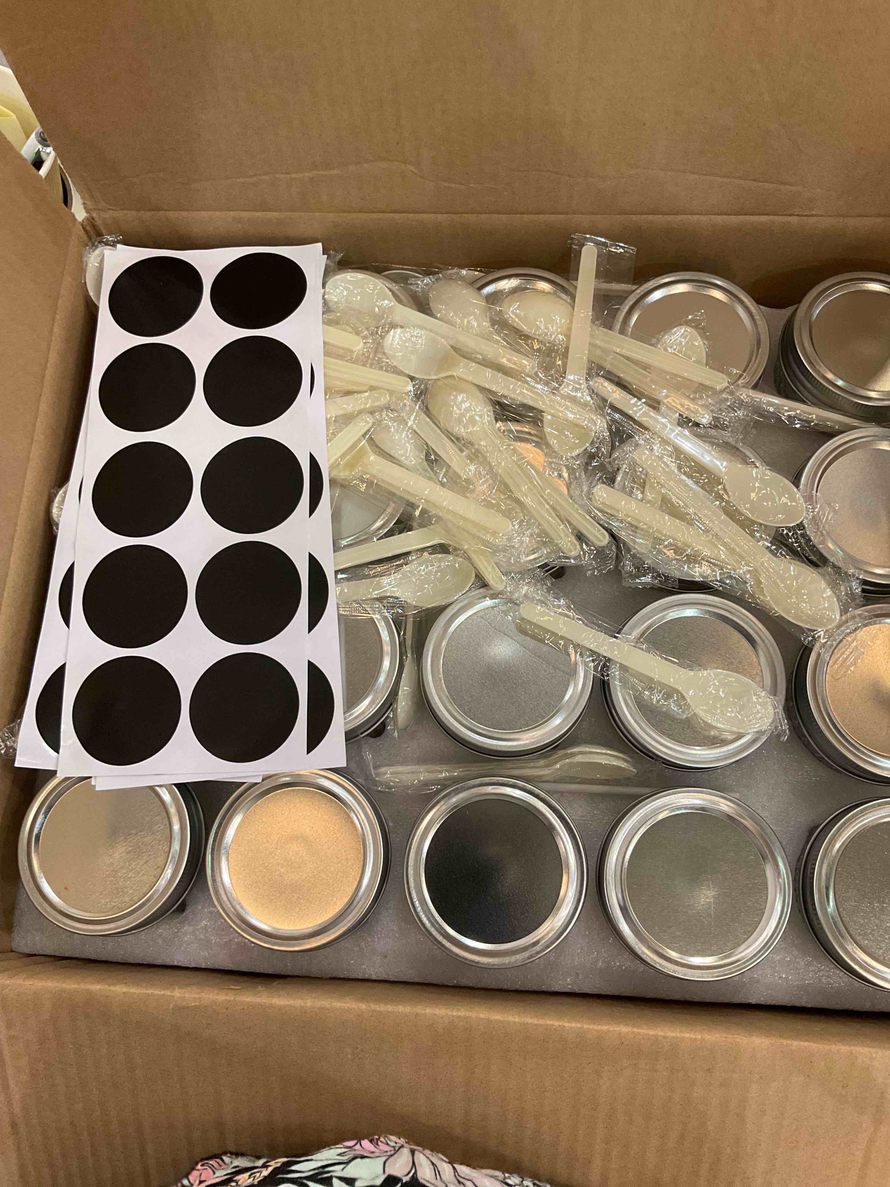 Tebery 40 PACK Mason Jars 4oz Mini Canning Jars with Regular Lids and Bands Jelly Jars for Jam, Honey, Wedding Favors, Shower Favors, Baby Foods