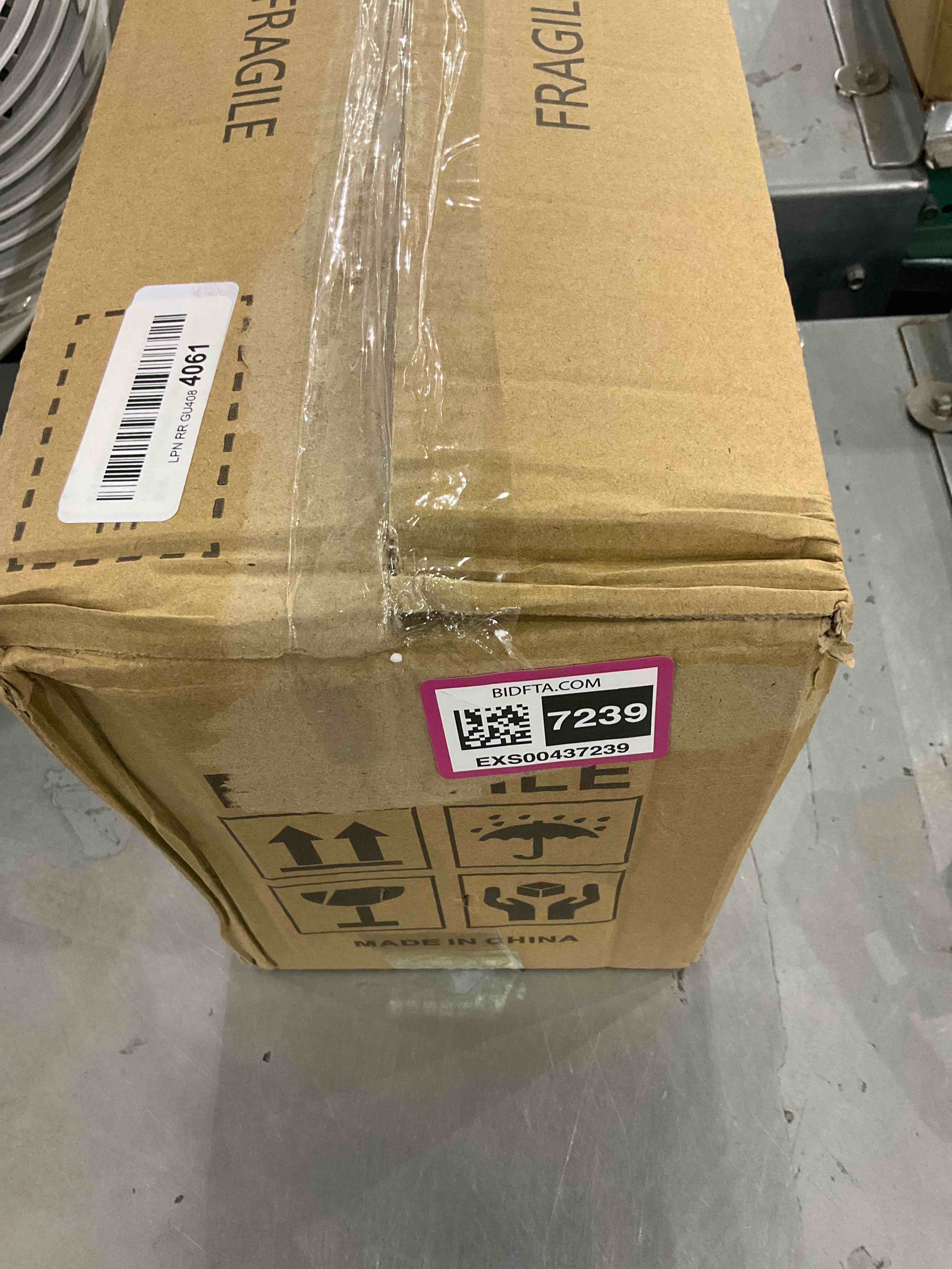 https://s3.amazonaws.com/lotting-images-prod/bidfta/EXS00437239_1693914520696.jpeg