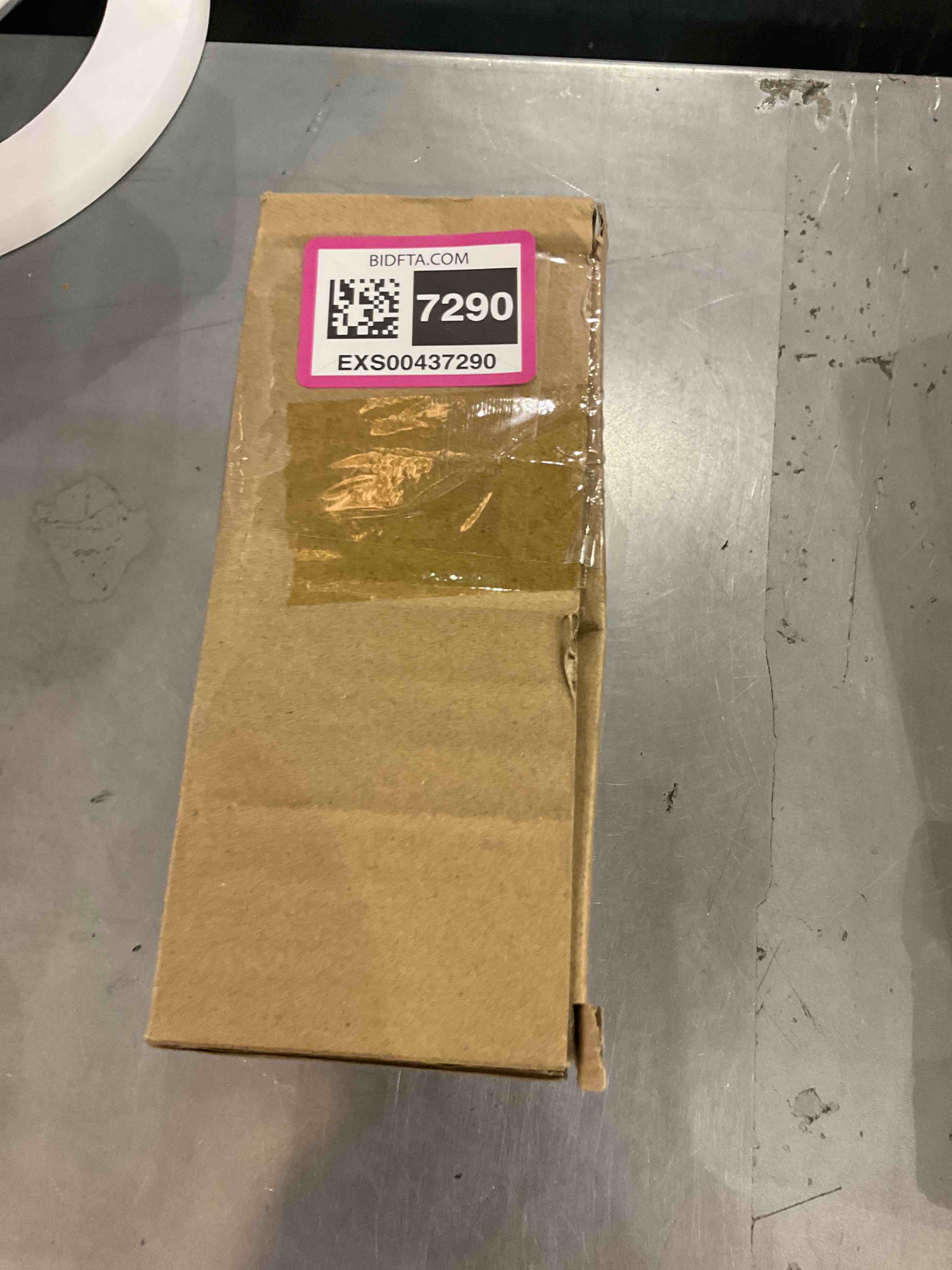 https://s3.amazonaws.com/lotting-images-prod/bidfta/EXS00437290_1693927217828.jpeg