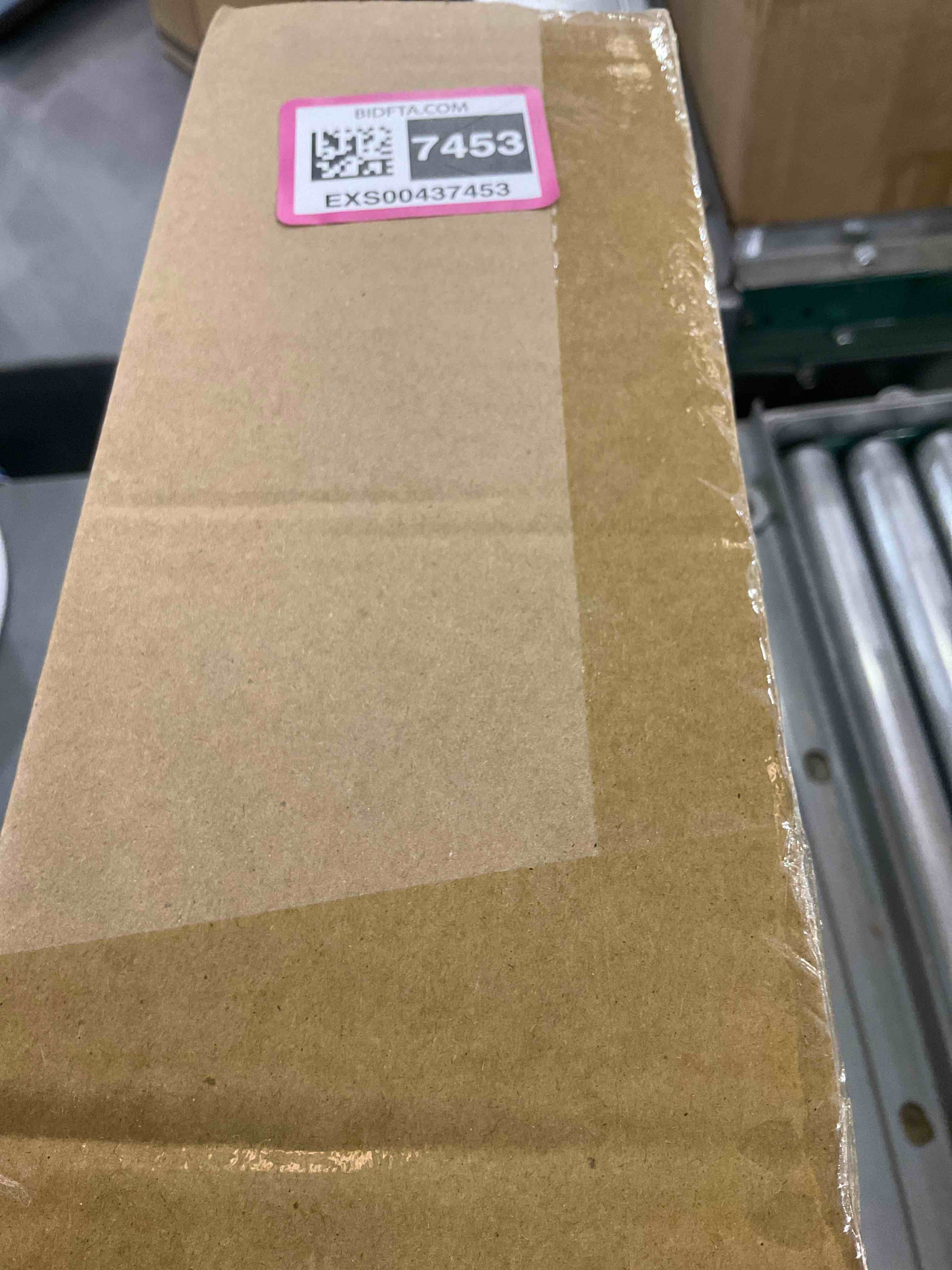 https://s3.amazonaws.com/lotting-images-prod/bidfta/EXS00437453_1694008315807.jpeg