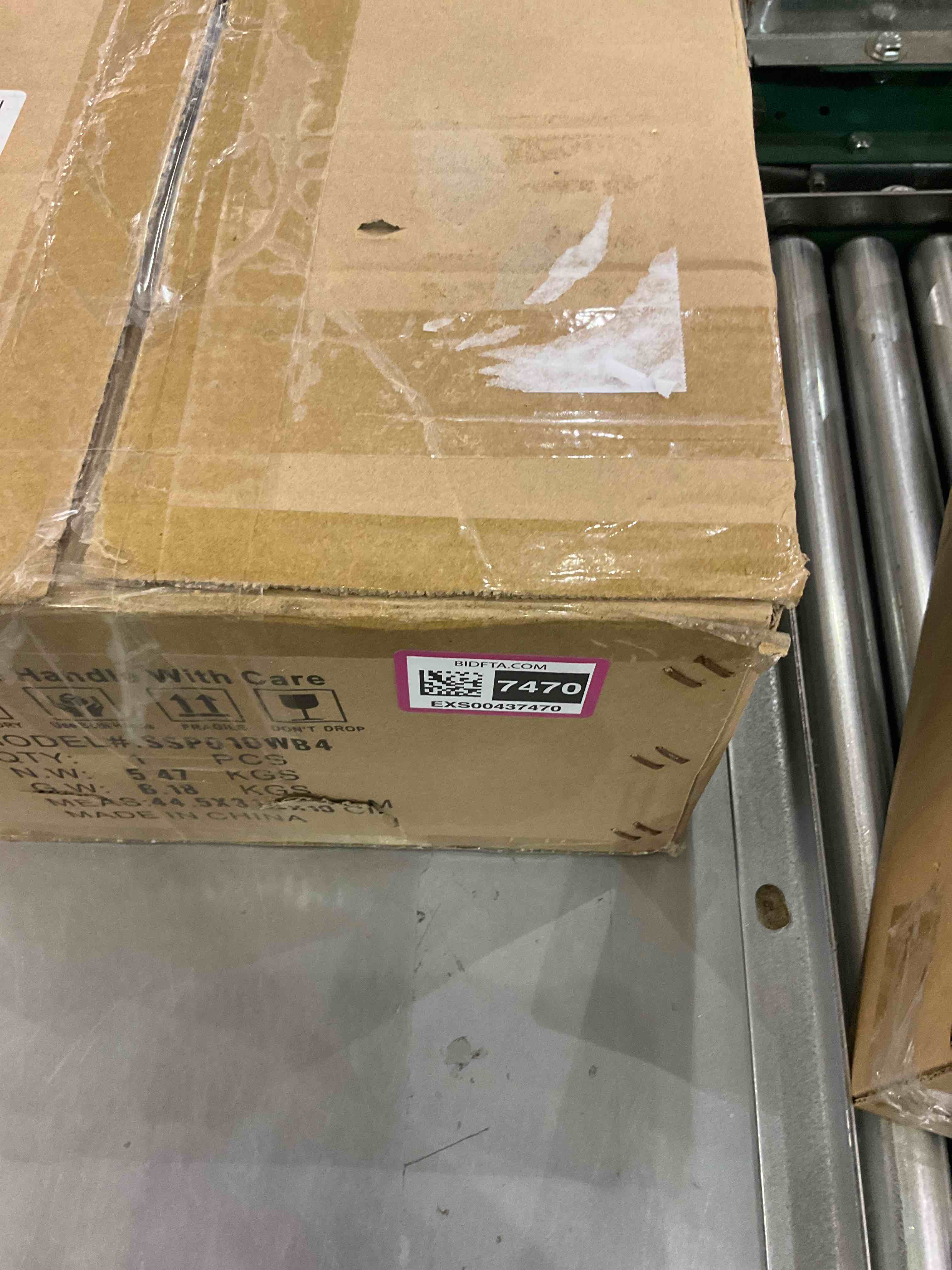 https://s3.amazonaws.com/lotting-images-prod/bidfta/EXS00437470_1694010205359.jpeg
