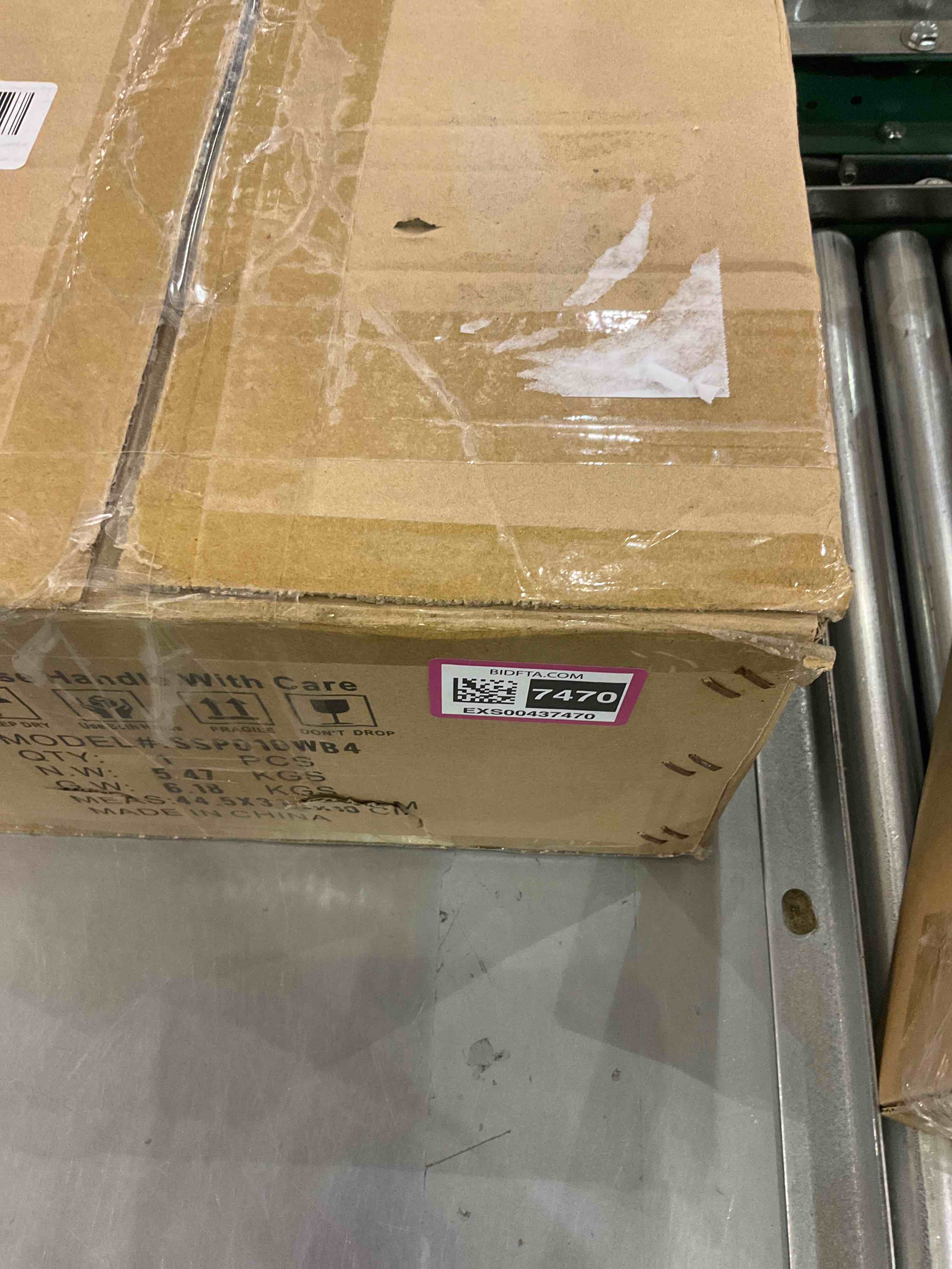 https://s3.amazonaws.com/lotting-images-prod/bidfta/EXS00437470_1694010206754.jpeg