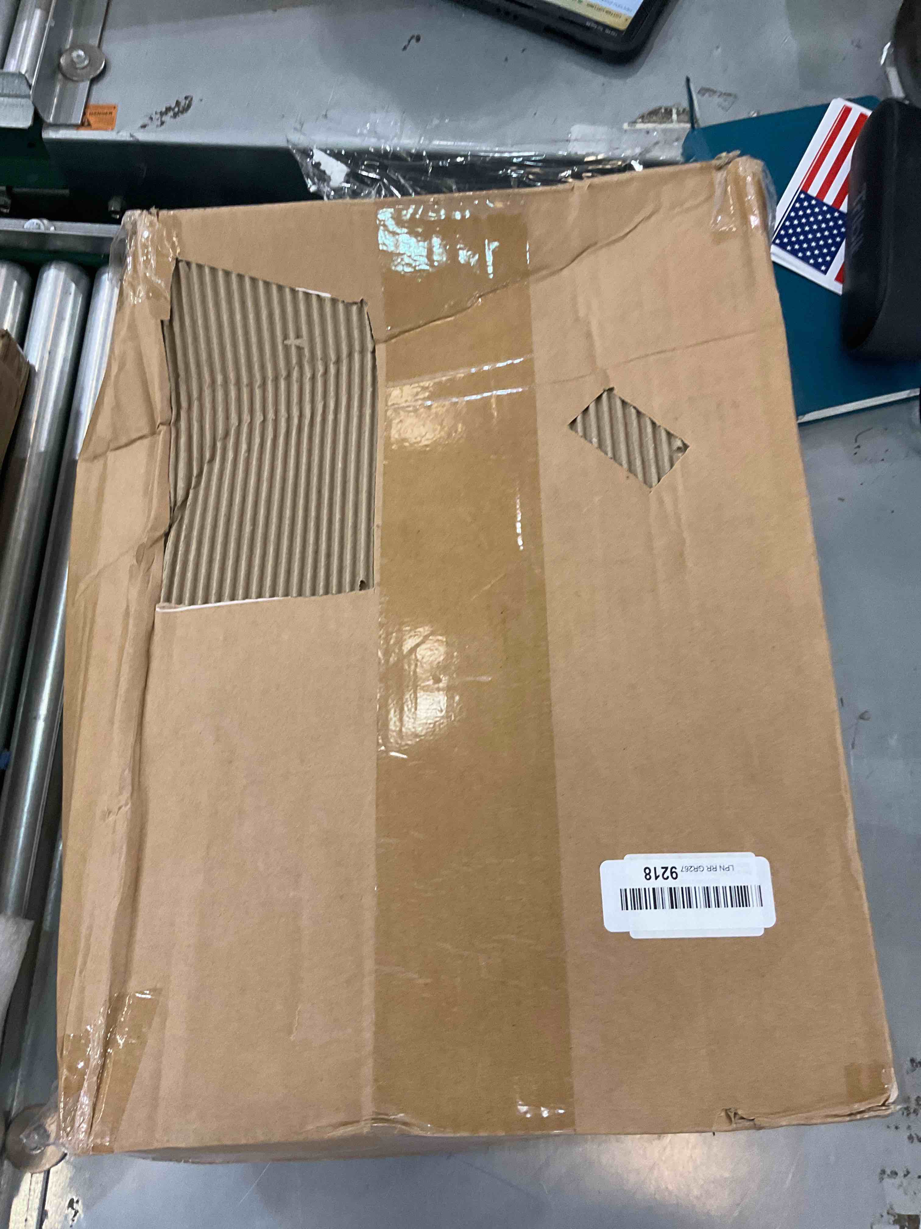 https://s3.amazonaws.com/lotting-images-prod/bidfta/EXS00437745_1693335125128.jpeg