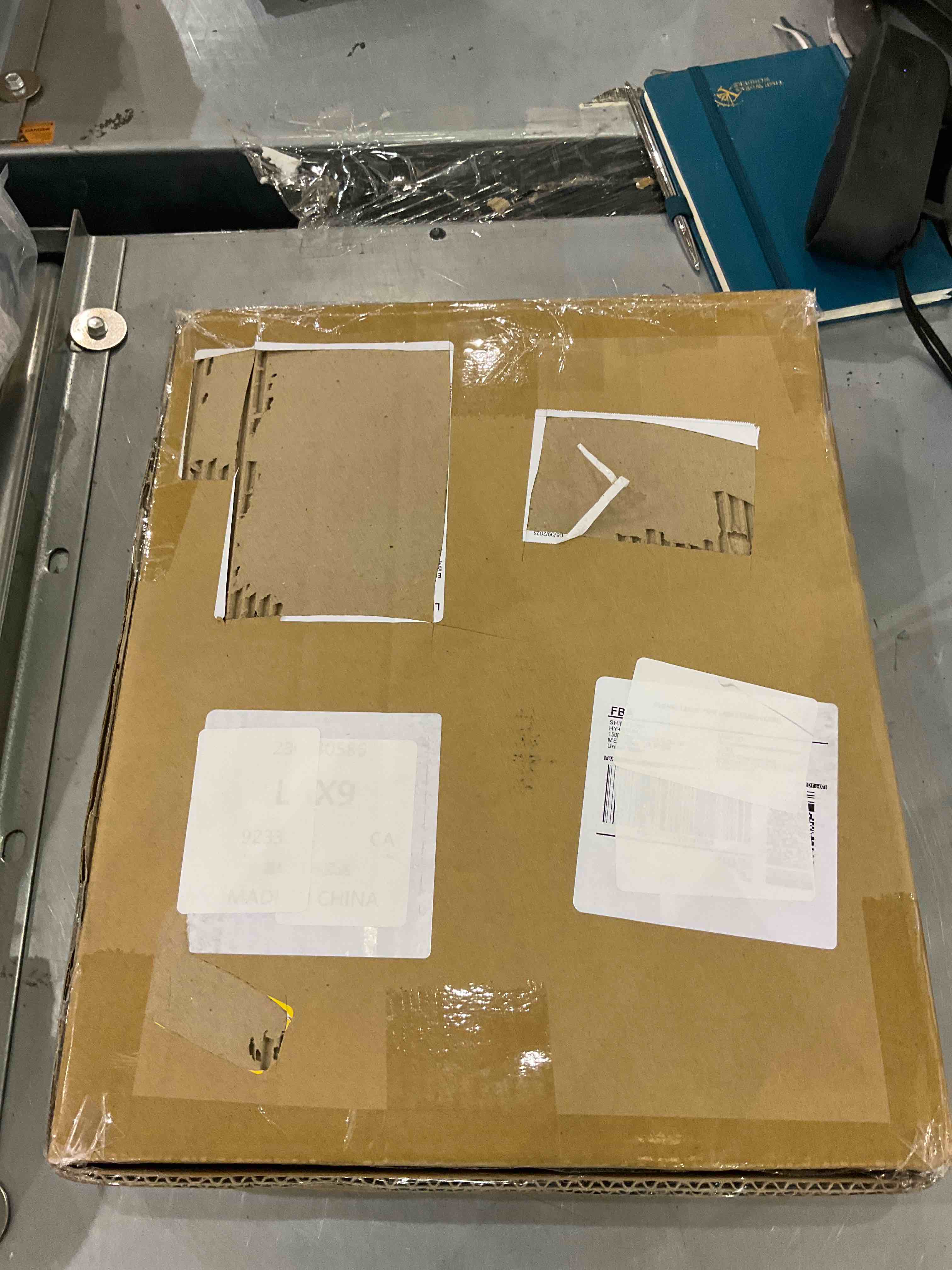 https://s3.amazonaws.com/lotting-images-prod/bidfta/EXS00437796_1693396979789.jpeg