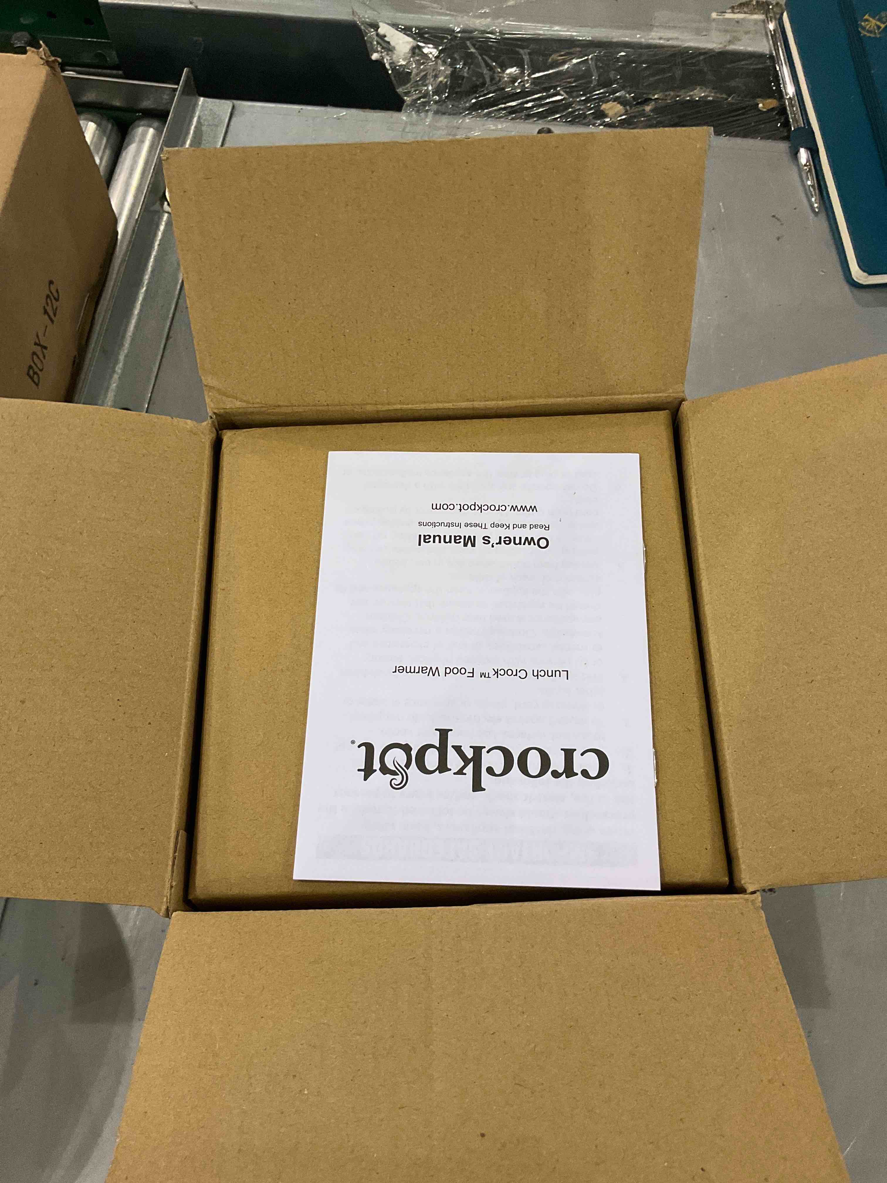 https://s3.amazonaws.com/lotting-images-prod/bidfta/EXS00437802_1693398338151.jpeg