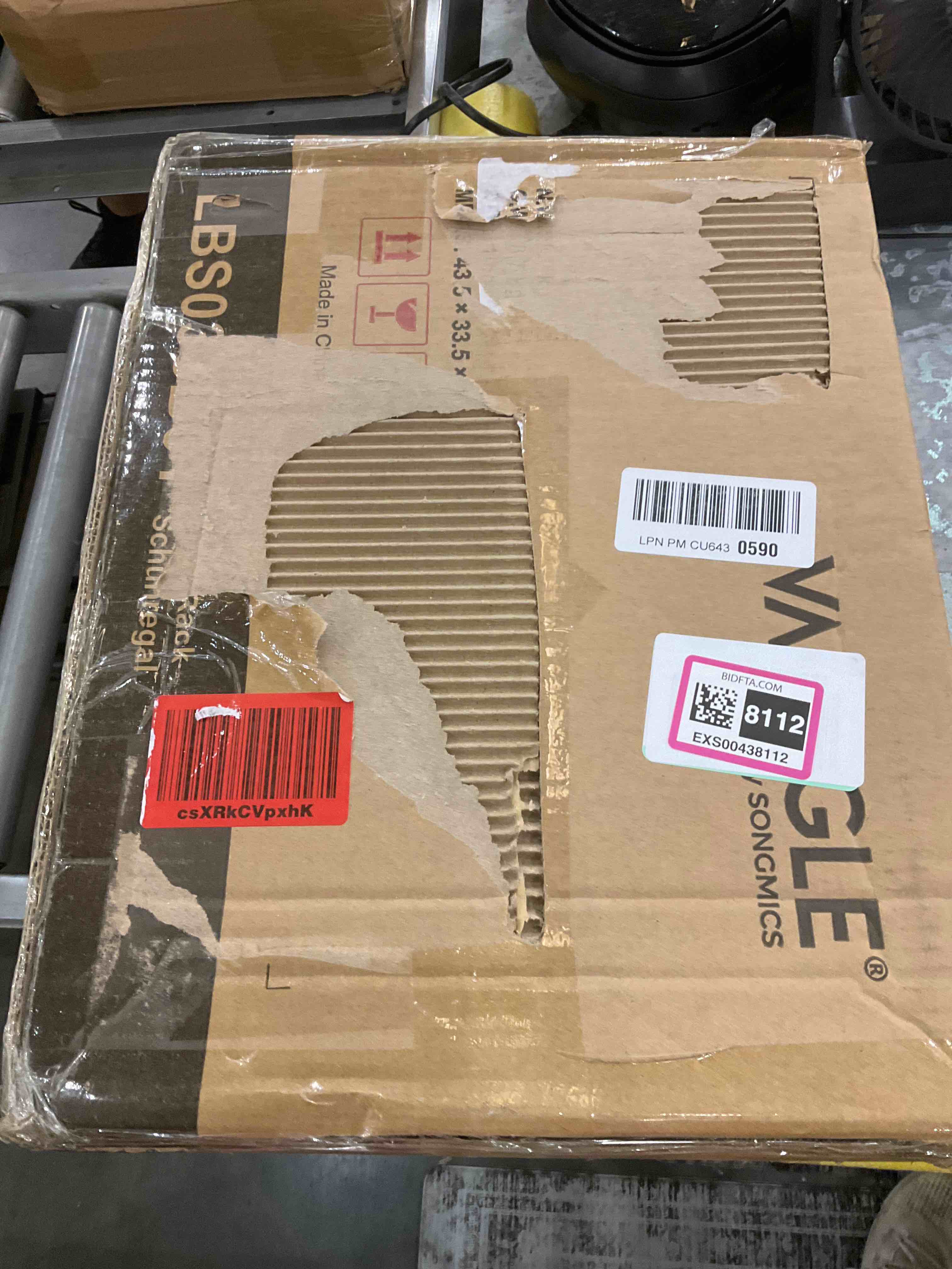 https://s3.amazonaws.com/lotting-images-prod/bidfta/EXS00438112_1694454242569.jpeg