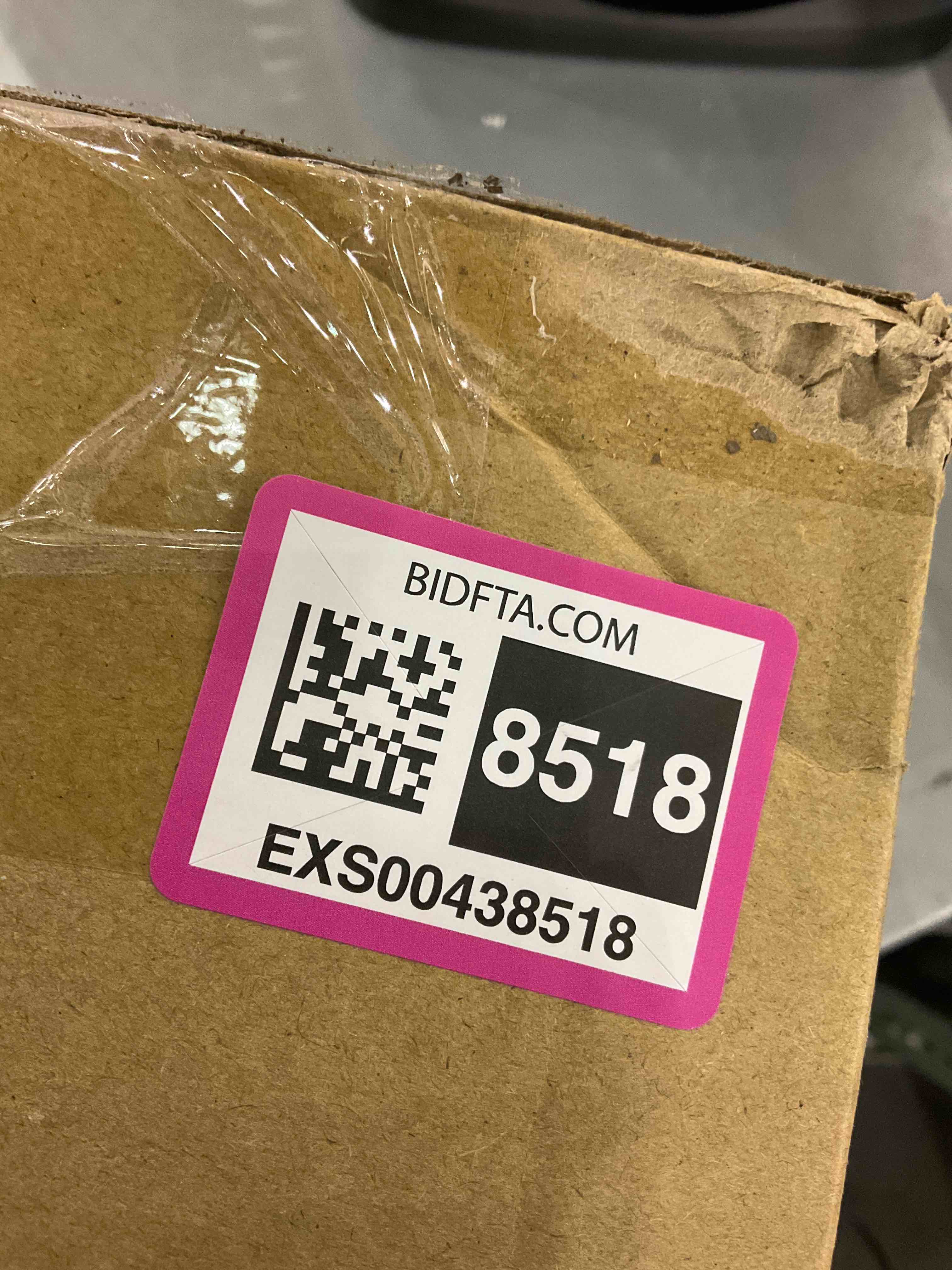 https://s3.amazonaws.com/lotting-images-prod/bidfta/EXS00438518_1693397676088.jpeg