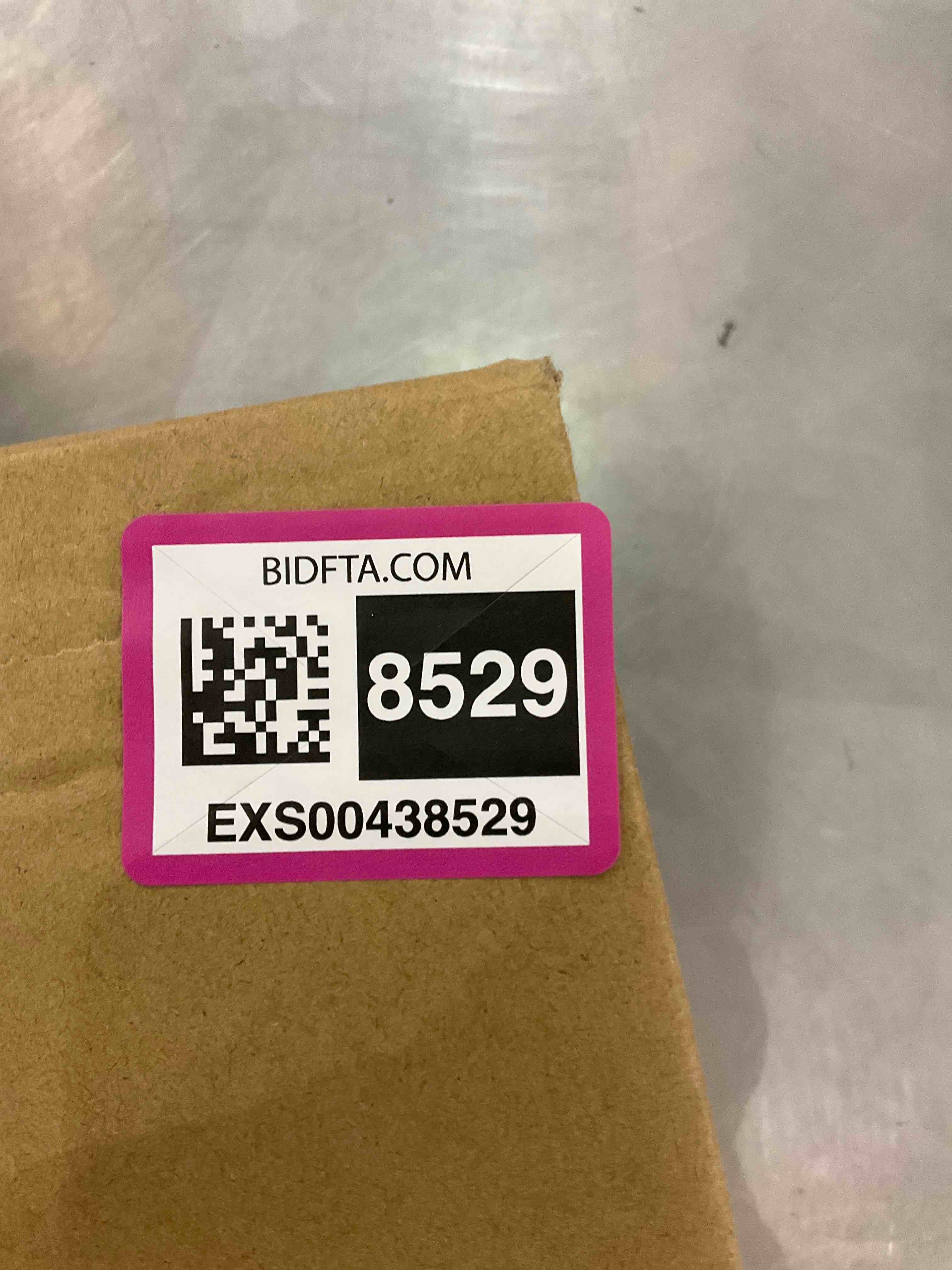 https://s3.amazonaws.com/lotting-images-prod/bidfta/EXS00438529_1693398570312.jpeg