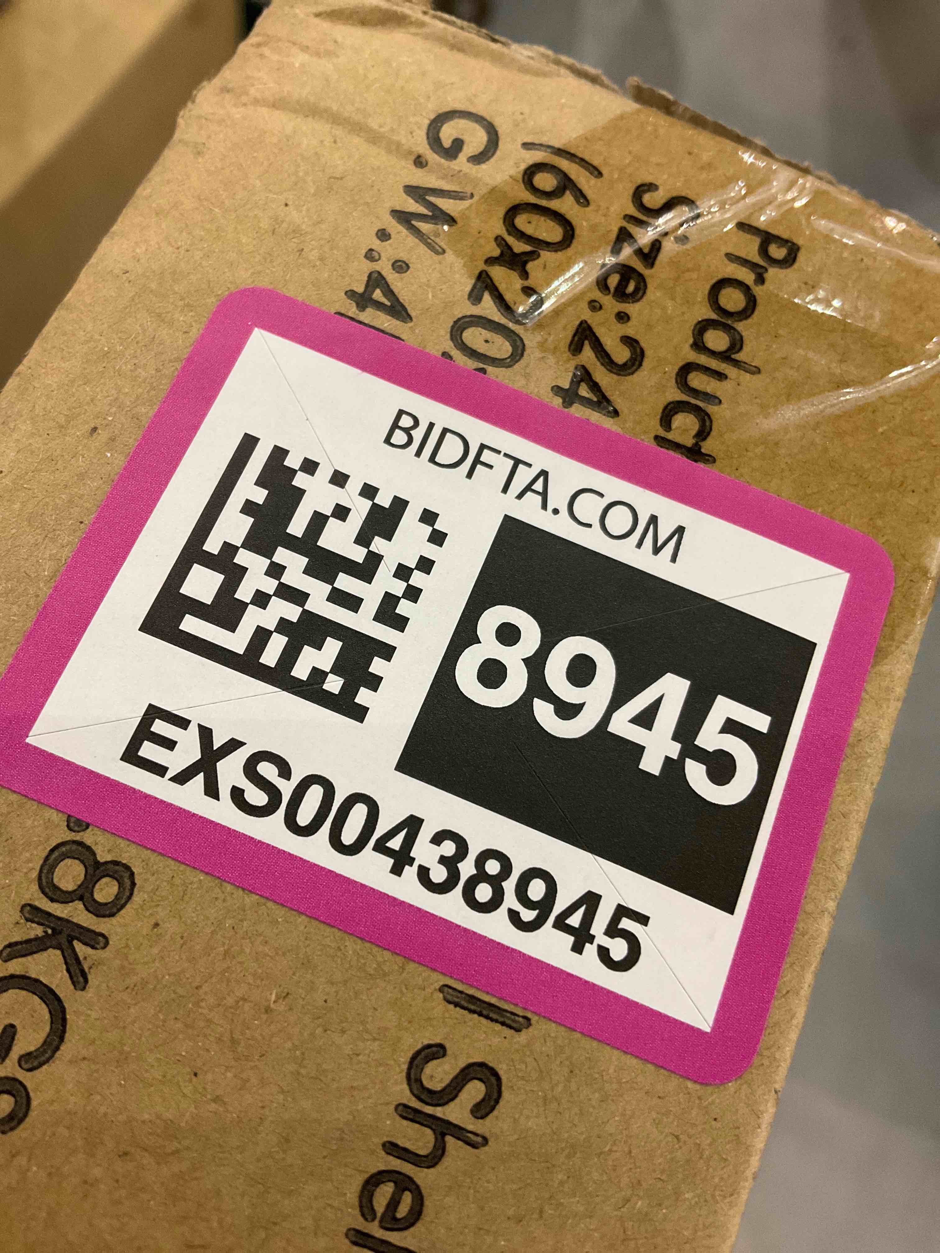 https://s3.amazonaws.com/lotting-images-prod/bidfta/EXS00438945_1693998823062.jpeg
