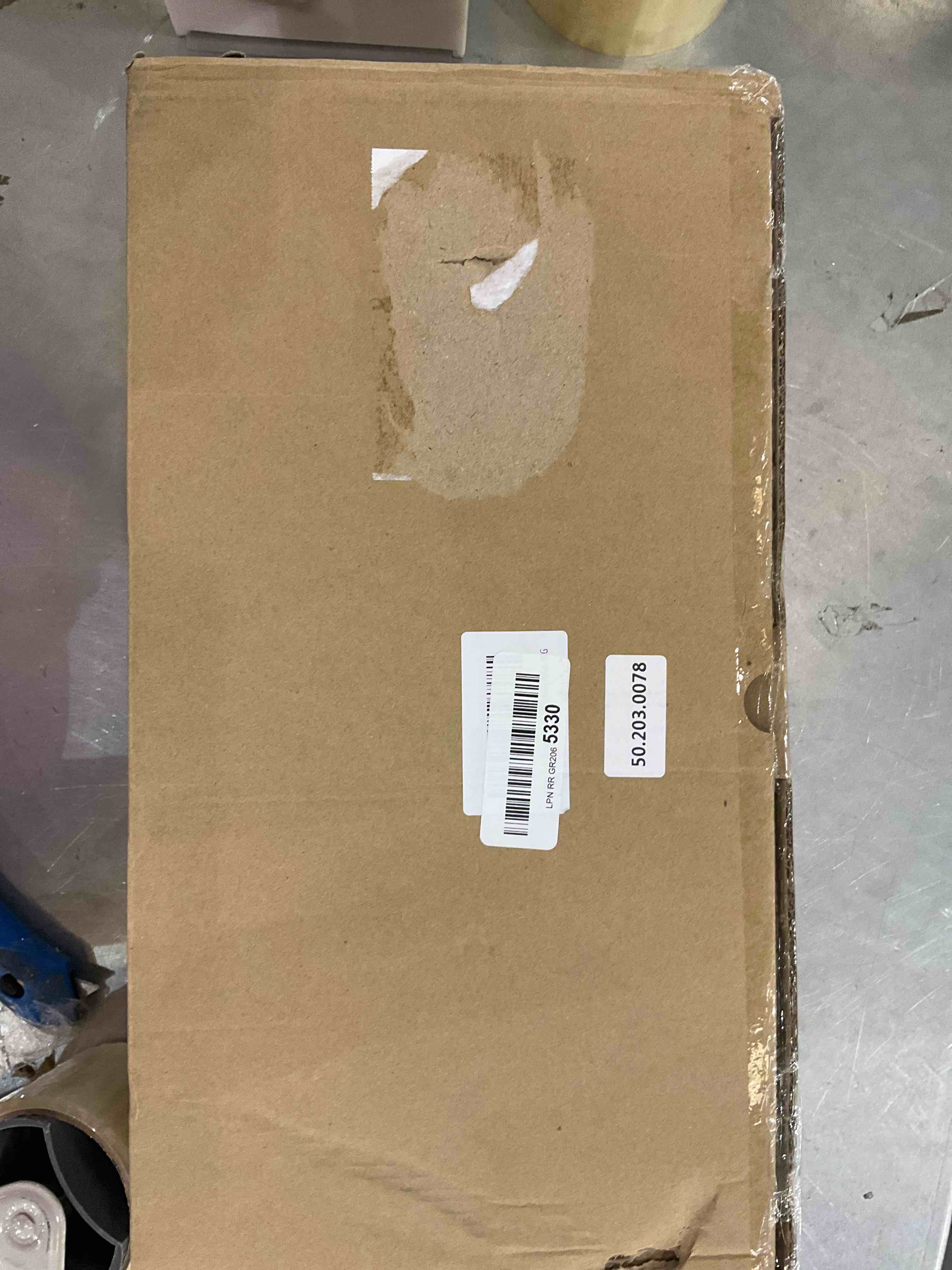 https://s3.amazonaws.com/lotting-images-prod/bidfta/EXS00439162_1693336048451.jpeg