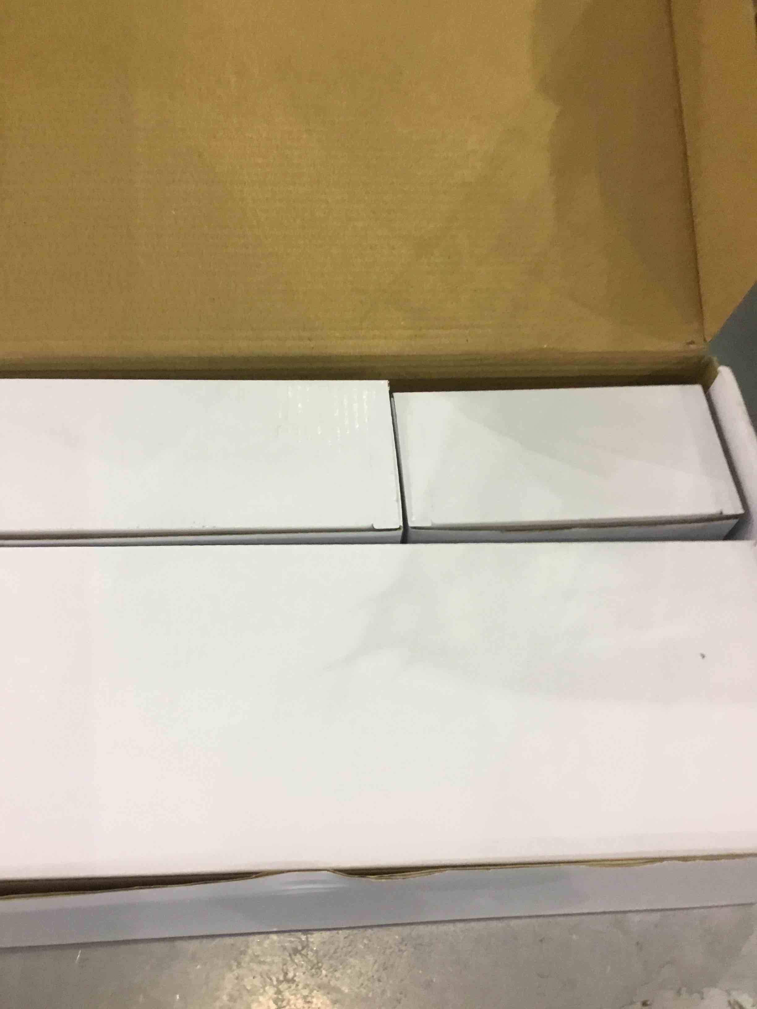 https://s3.amazonaws.com/lotting-images-prod/bidfta/EXS00439173_1693394017278.jpeg