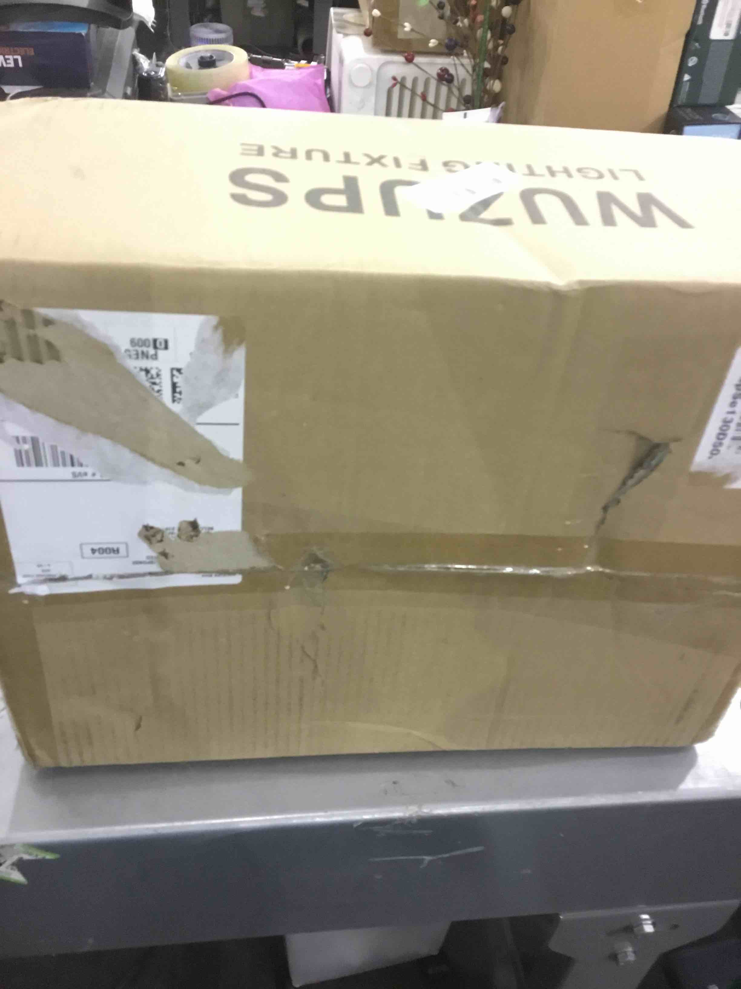 https://s3.amazonaws.com/lotting-images-prod/bidfta/EXS00439214_1693398062313.jpeg