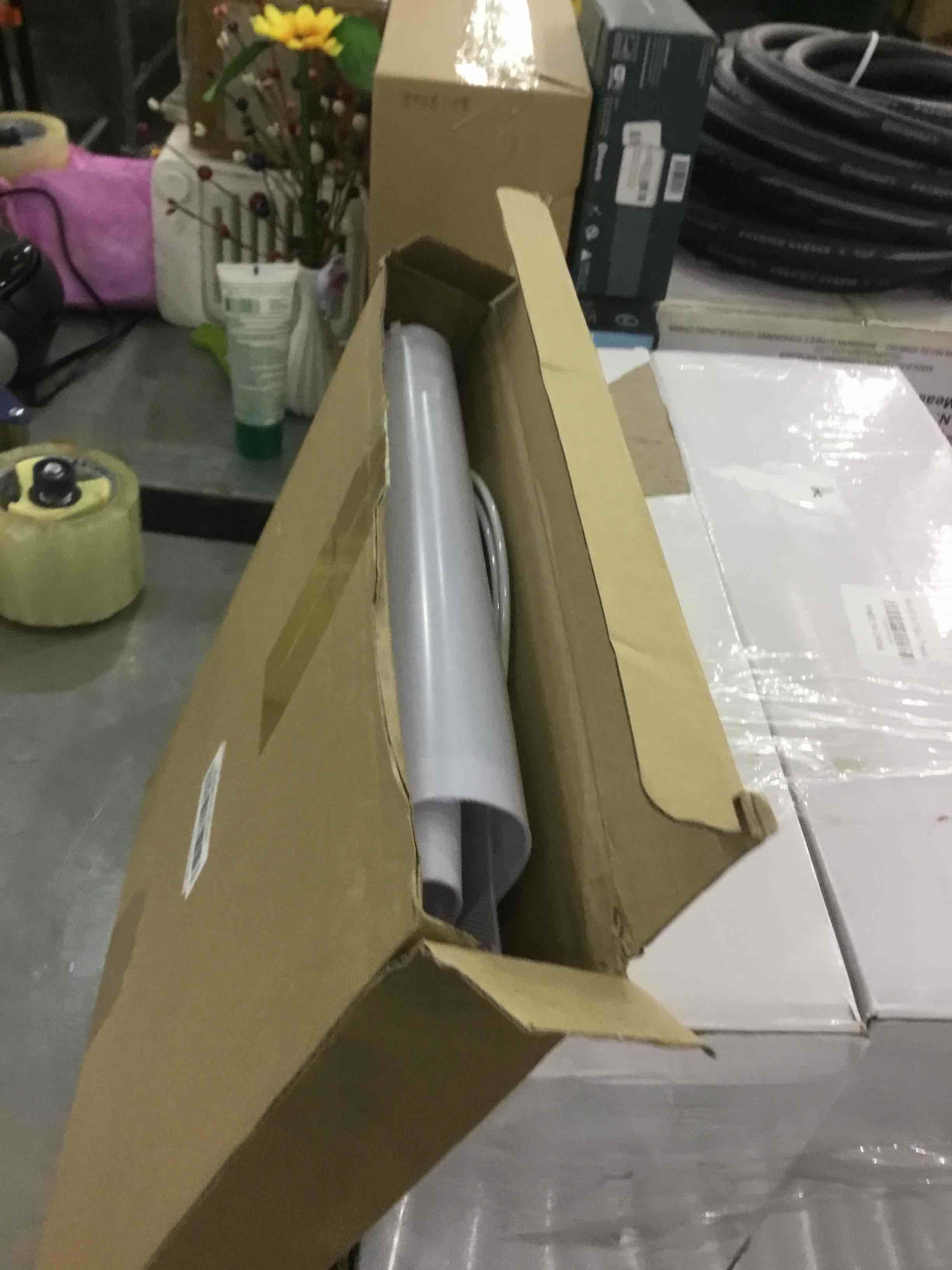 https://s3.amazonaws.com/lotting-images-prod/bidfta/EXS00439223_1693398972676.jpeg